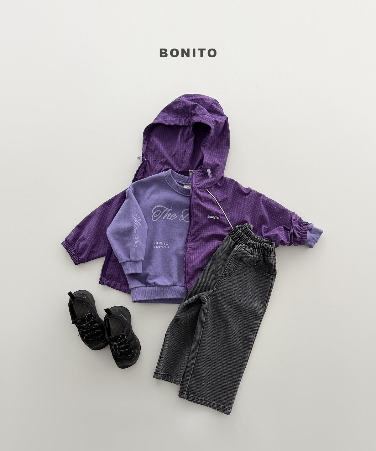 Bonito | Check the windbreaker (+adult)