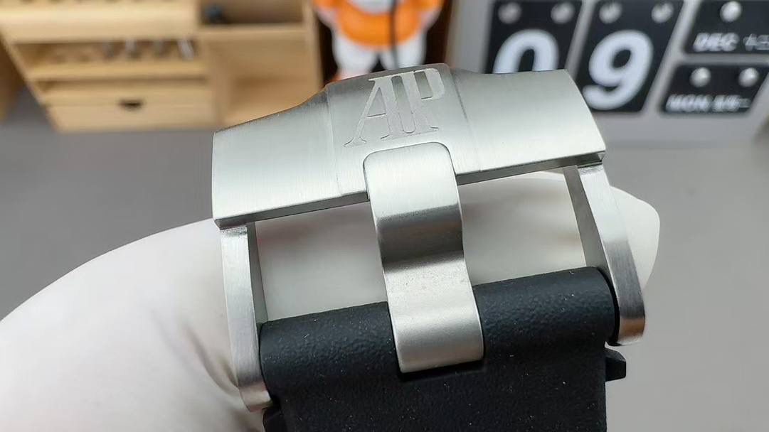 爱彼皇家橡树离岸型潜水腕表