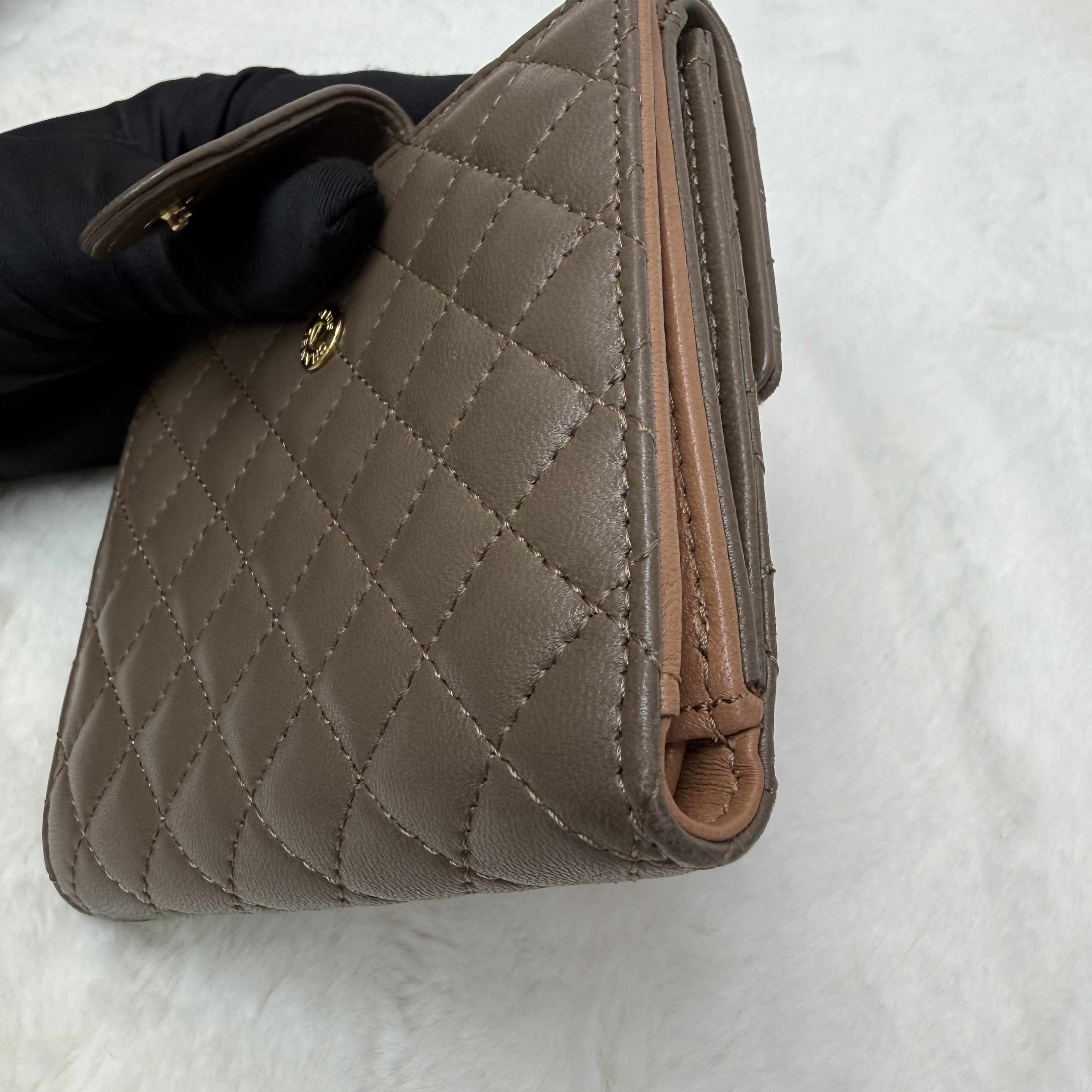 CHANEL香奈兒卡包 方形半口蓋錢包 駝色金扣 菱格紋羊皮零錢包 