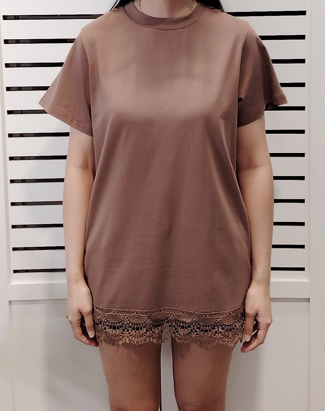 LY1107  Lace Edge Short Sleeve Long  Tee