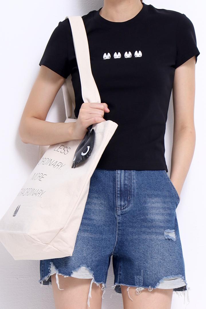 CB2974 Mini Muse Cat Embroidered Tee