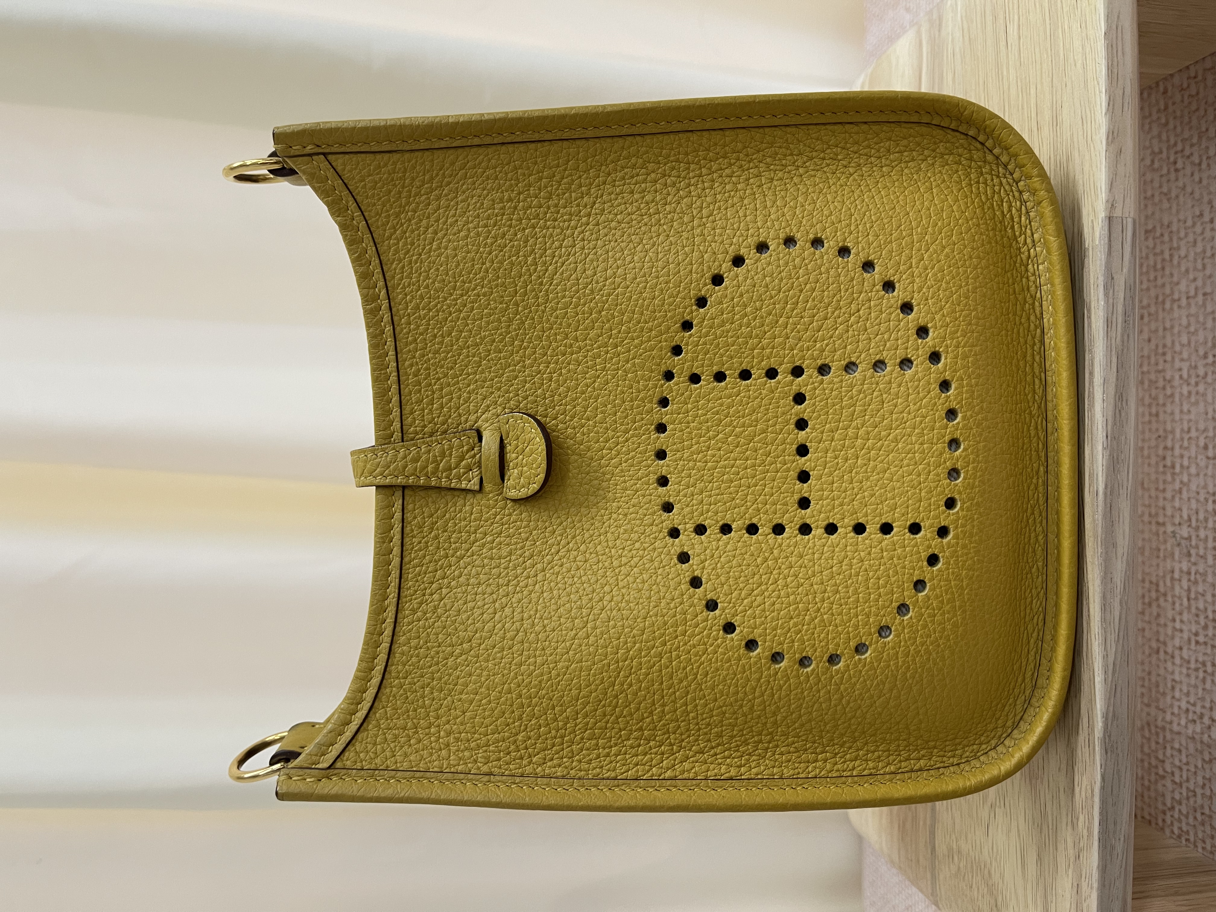 Pre-Owned HERMES MiniE / Stamp Y / Product Code: 26022511