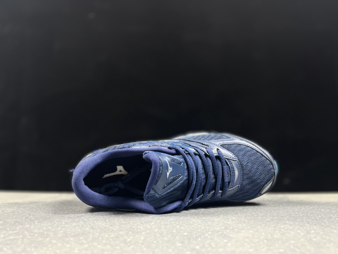 Mizuno Wave Prophecy LS 