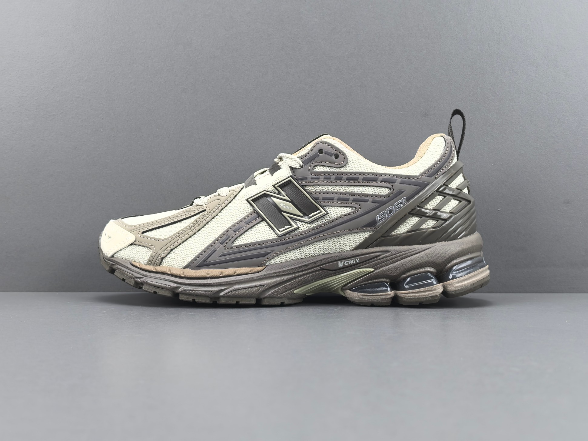 New Balance 1906R M1906RHD