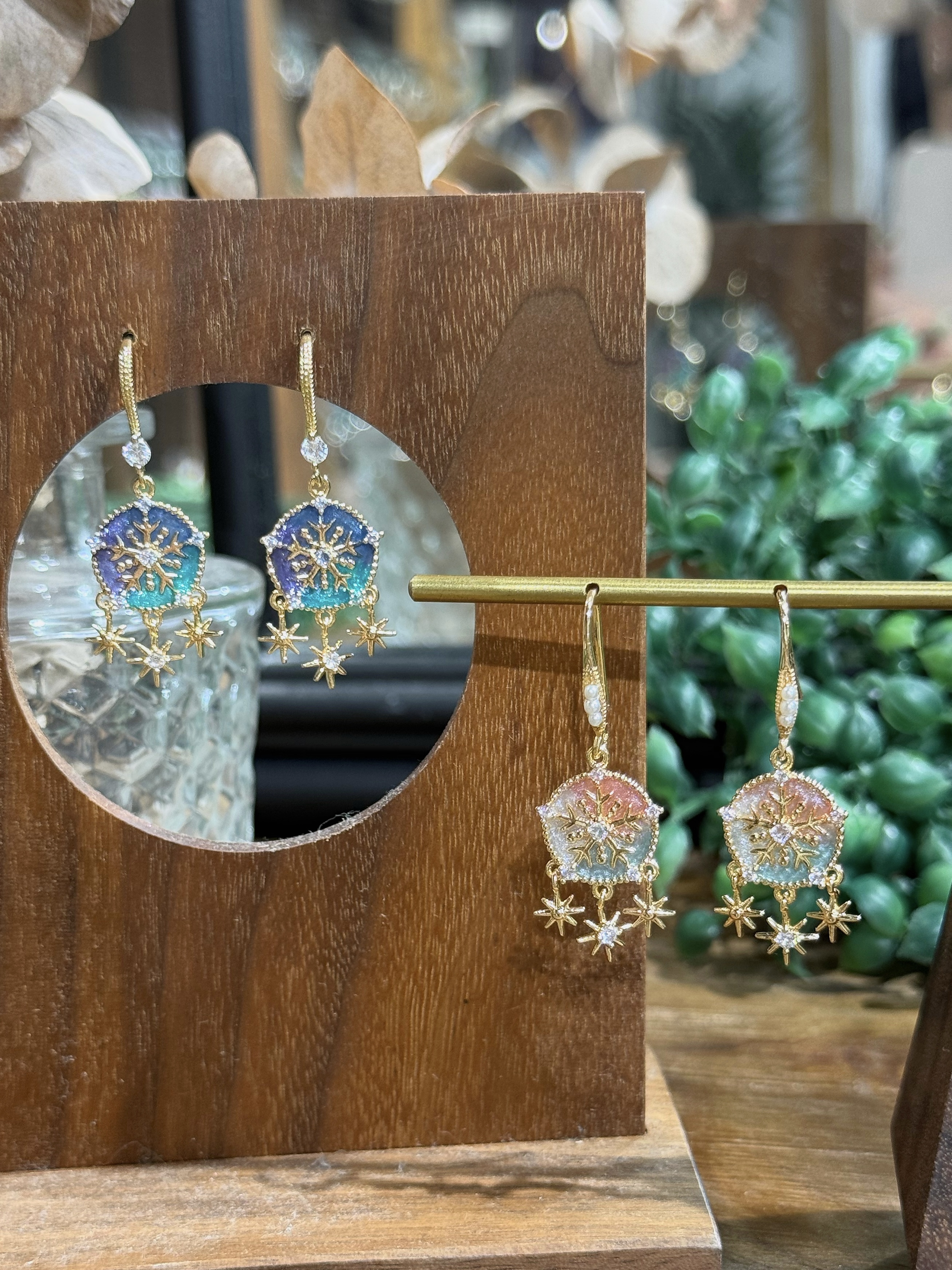 夢雪 Dream Snow Dangle Earrings | 垂墜款耳環