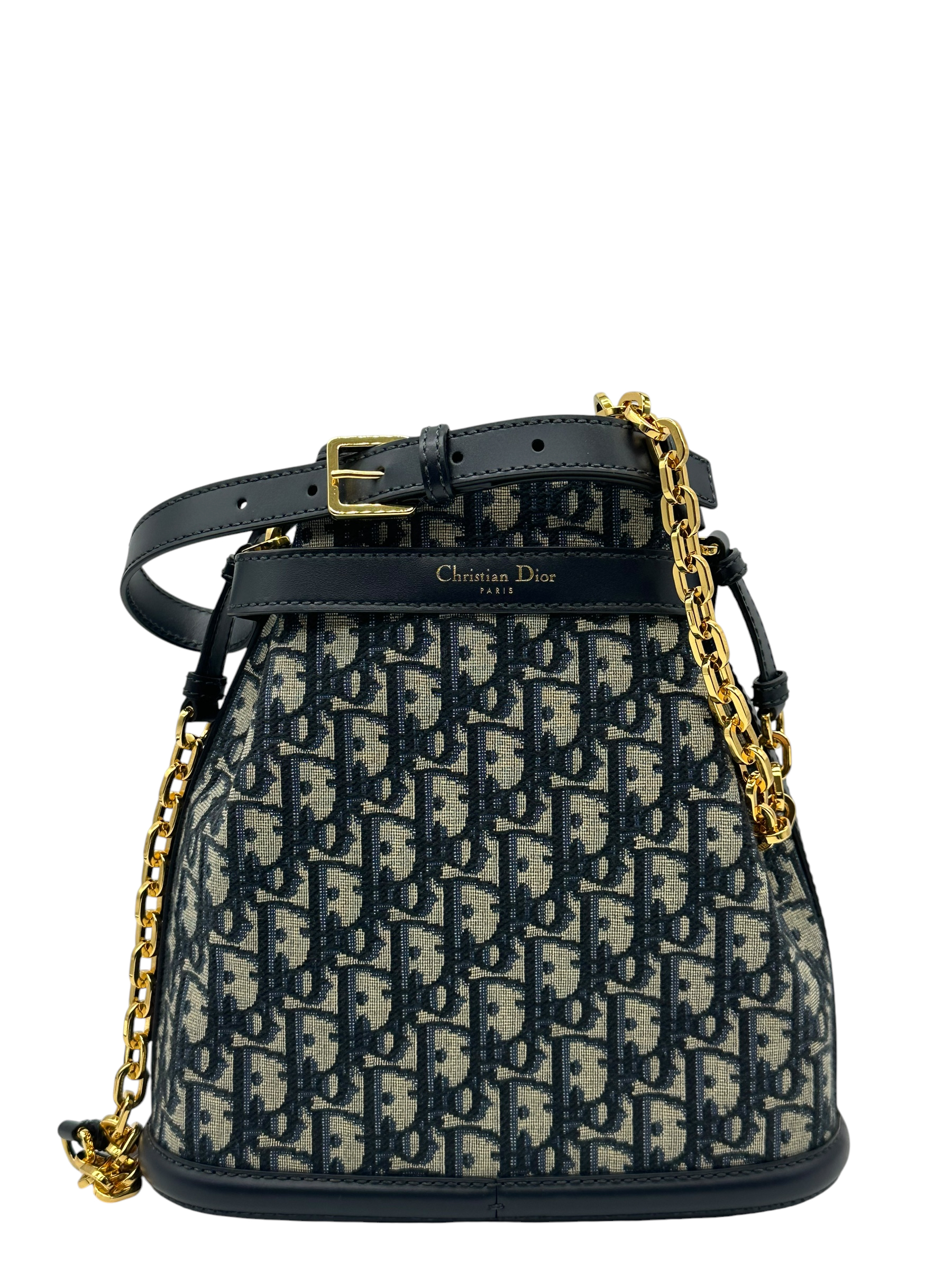 Pre-Owned DIOR Bucket Bag / Product Code: 26052410