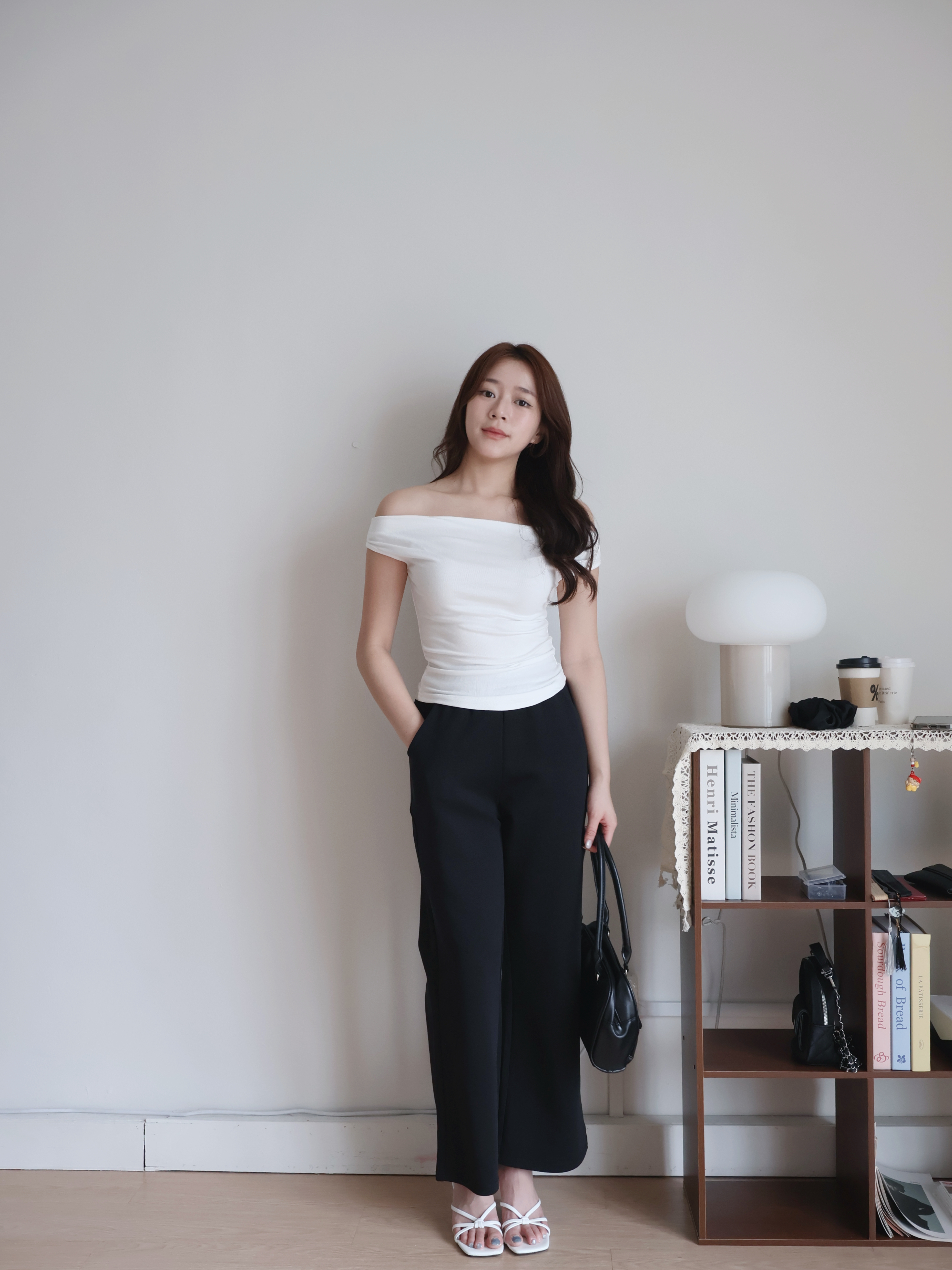 Jovy Straight Leg Pants | Black