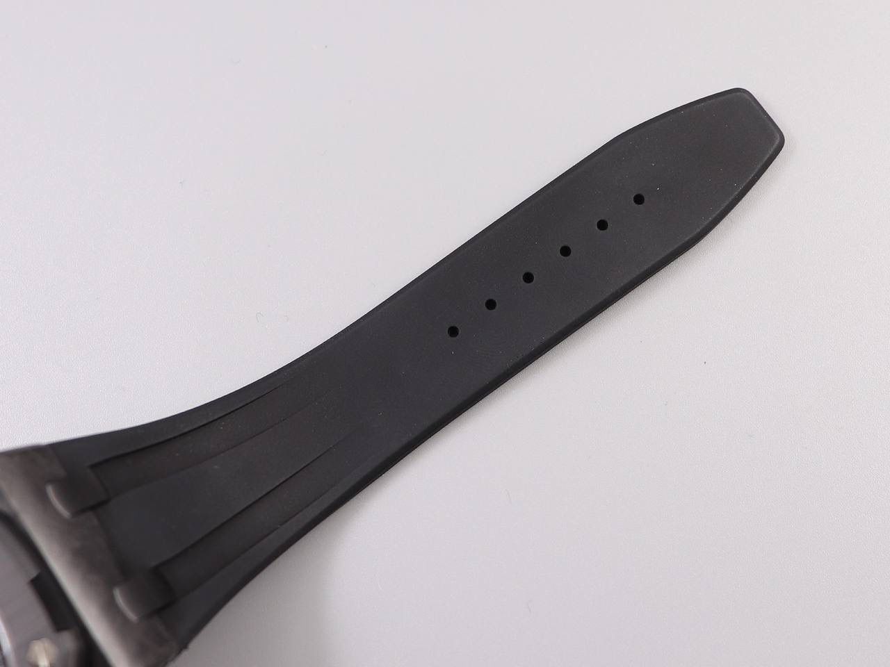 A P 42MM碳纤维系列 银座7字钻 锻造碳纤维表壳 钛合金表圈及底盖 橡胶按钮 蓝宝石镜面 7750改12点位小秒自动机械计时码表机芯 橡胶表带 钛合金折叠扣🔥💯