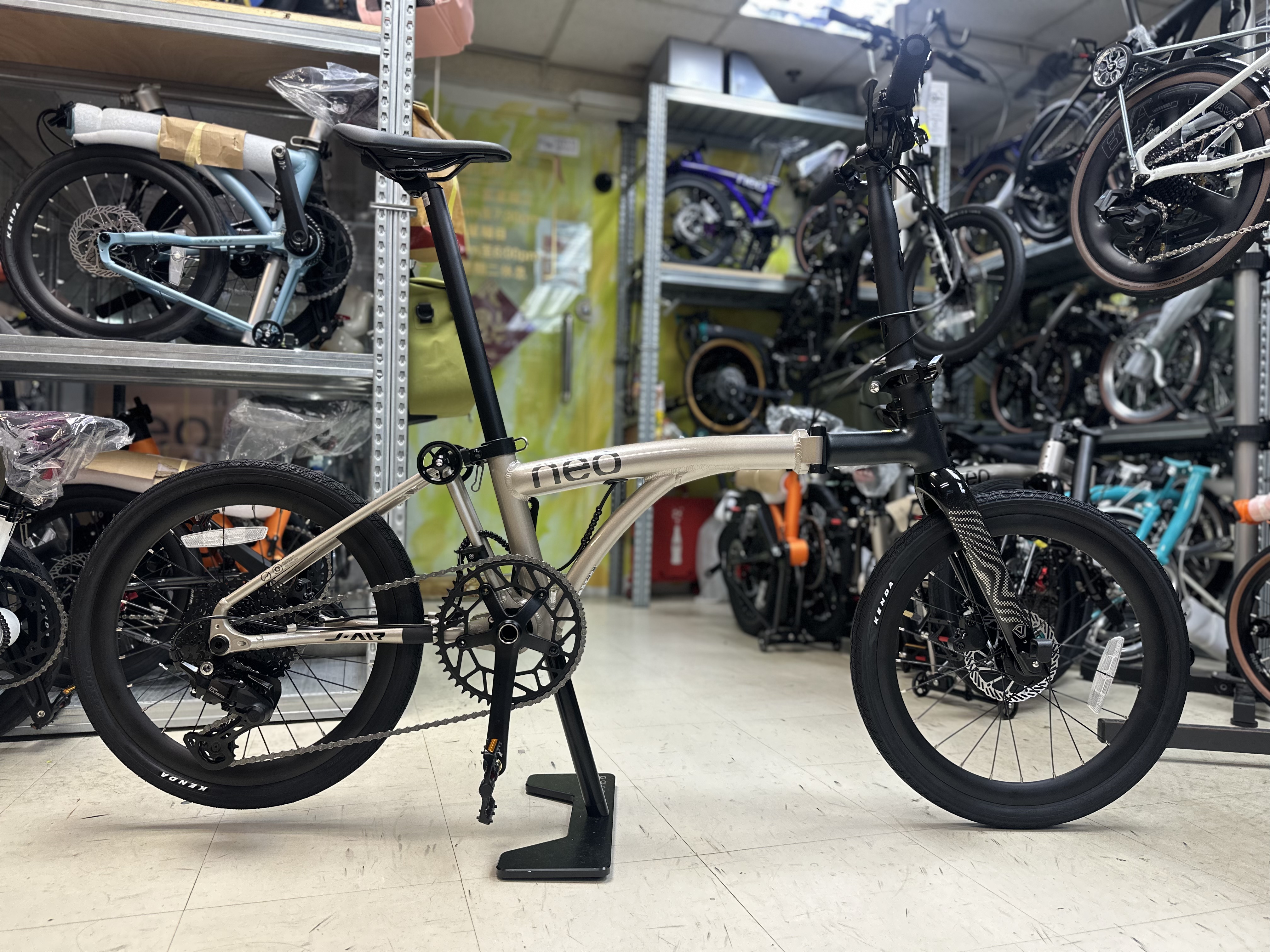 Java Neo 406 20” 碳纖維前叉