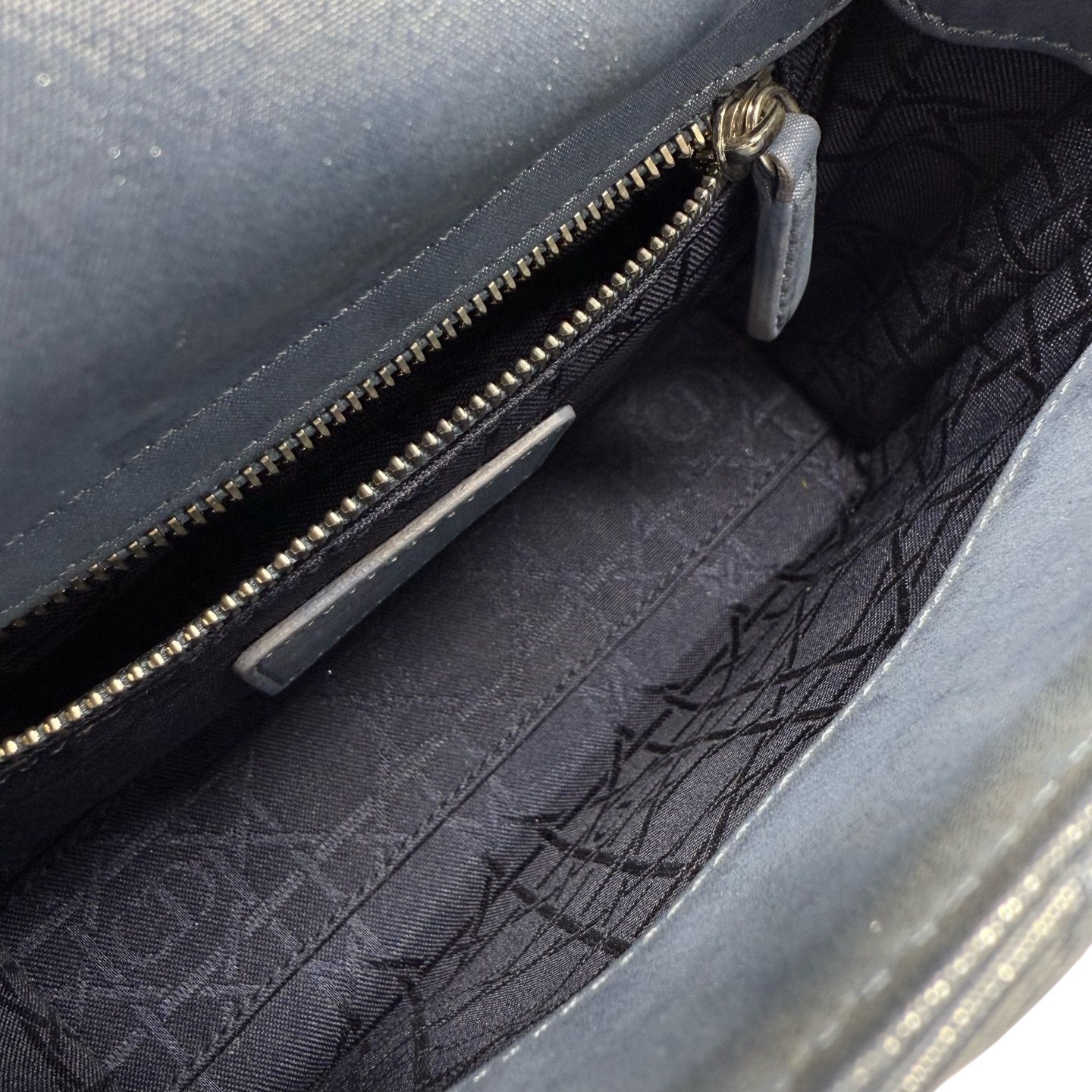 Pre-owned Dior Lady Dior Chain Bag / Product Code: 061937