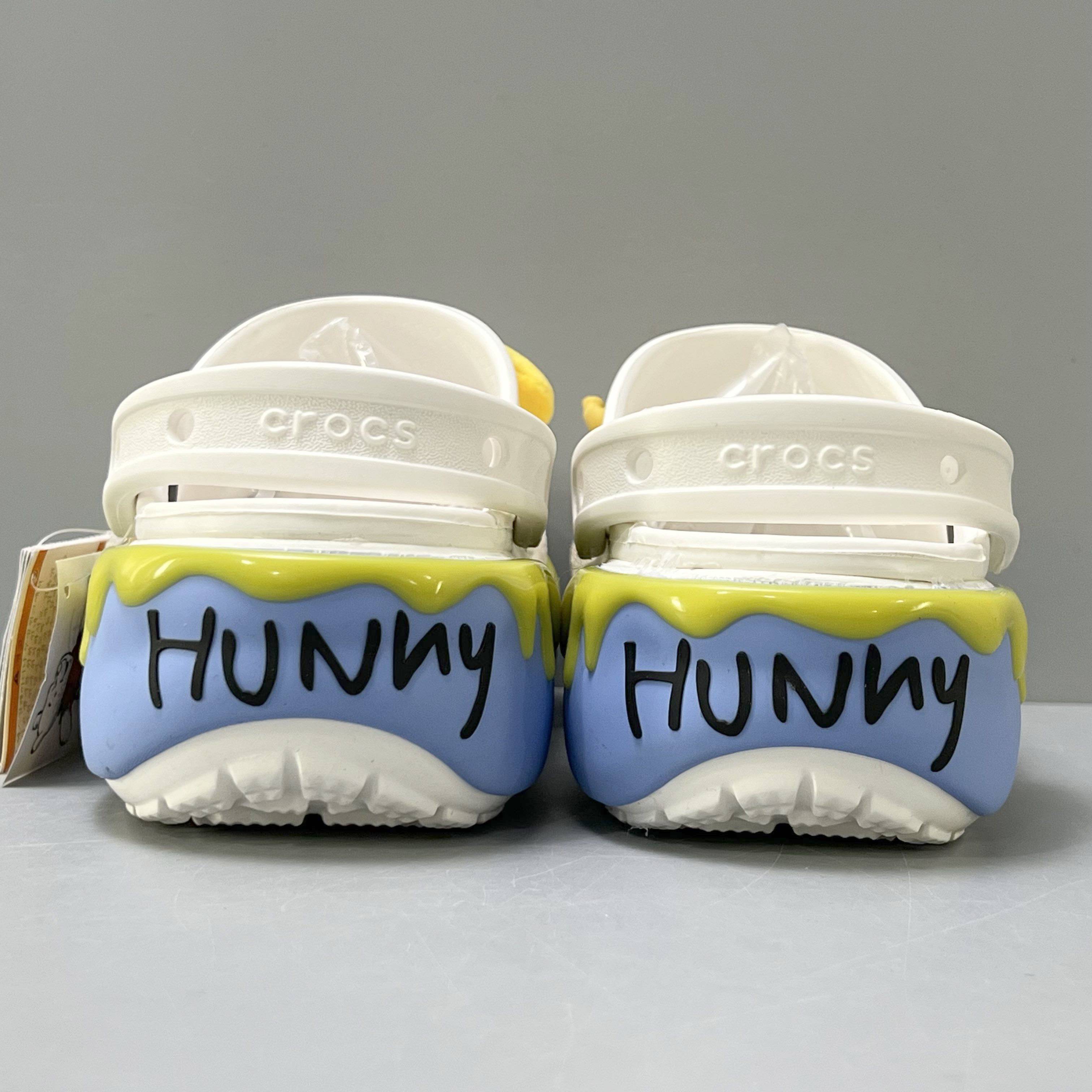 Crocs Winnie the Pooh Classic Platform Clog