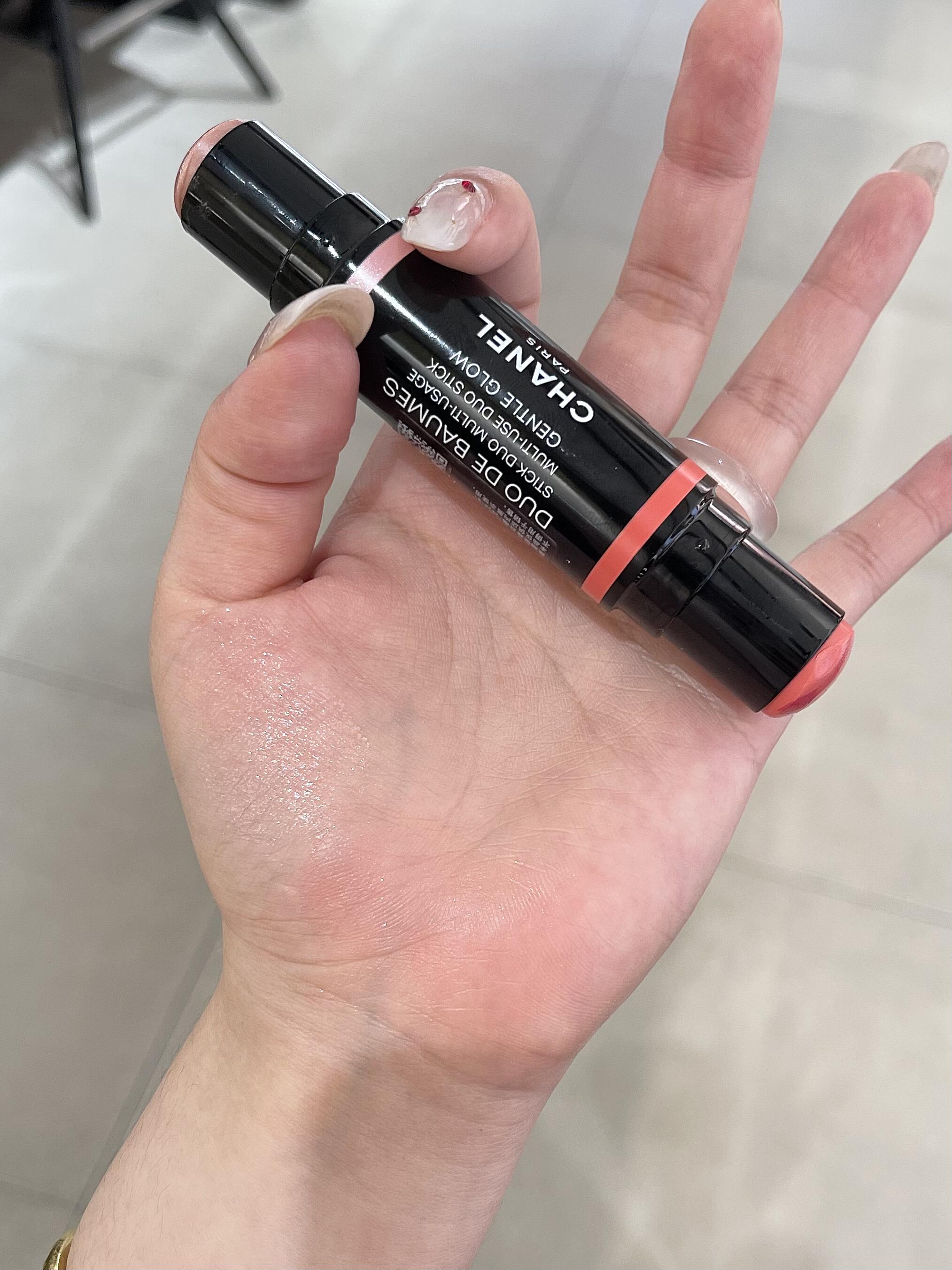 Chanel 香奈兒 新品 雙頭高光 胭脂棒 腮紅棒 DUO DE BAUMES 雙色途亮澤胭脂唇霜
