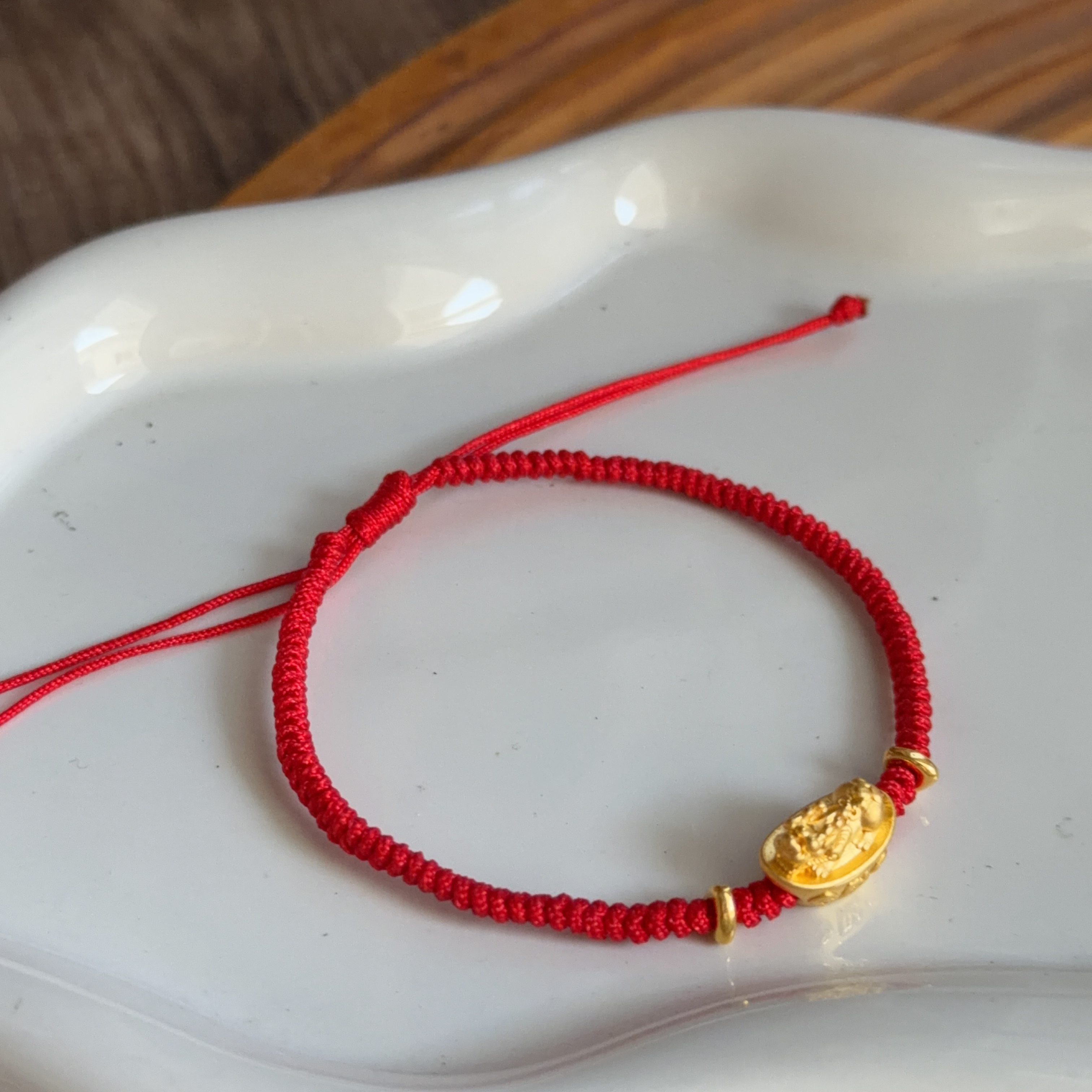 999硬金金元寶貔貅+碎碎金襯紅色手繩
