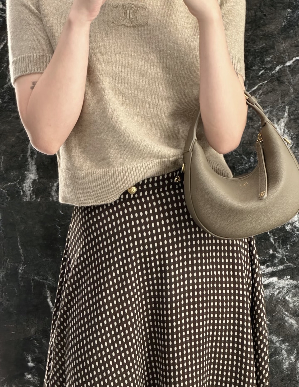 指定款式精選優惠✨訂貨🍒Celine lulu bag  有長肩帶✨ Color : Souris