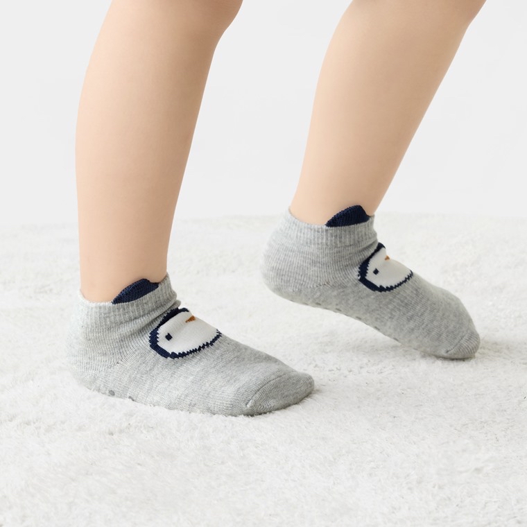 💚預訂 台灣直送💚兩色可愛動物提花防滑短襪三對裝