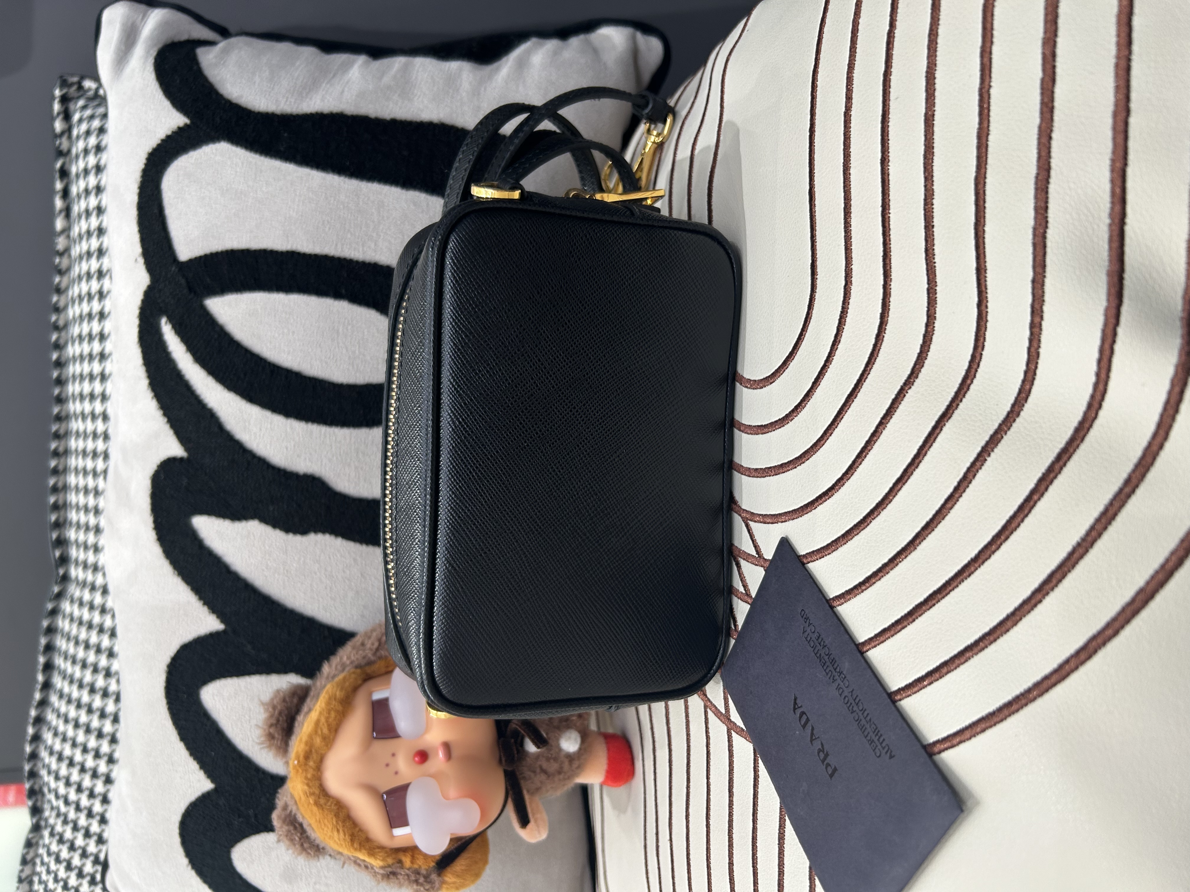 Prada 1NF674 Ribbon Shoulder Bag Saffiano Leather Black 100%Authentic ,98%new ✅Certificate ✅Card ✅strap