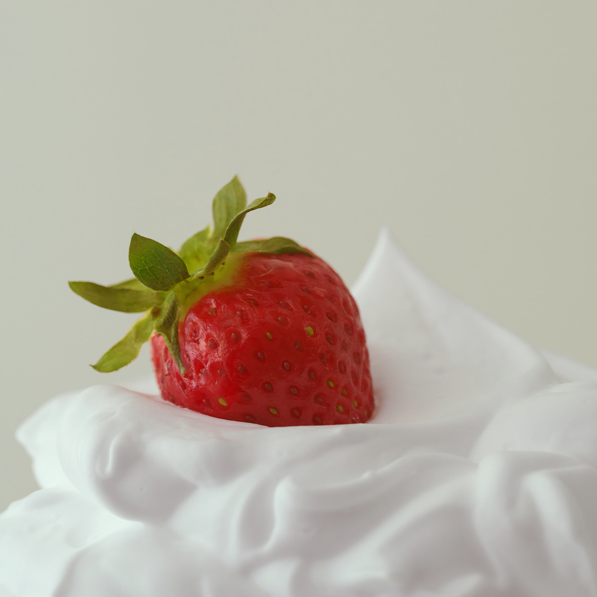 (新版) YOUSSOFUL Berry Sexy Extrait De Parfum 莓果誘惑香精 50ml