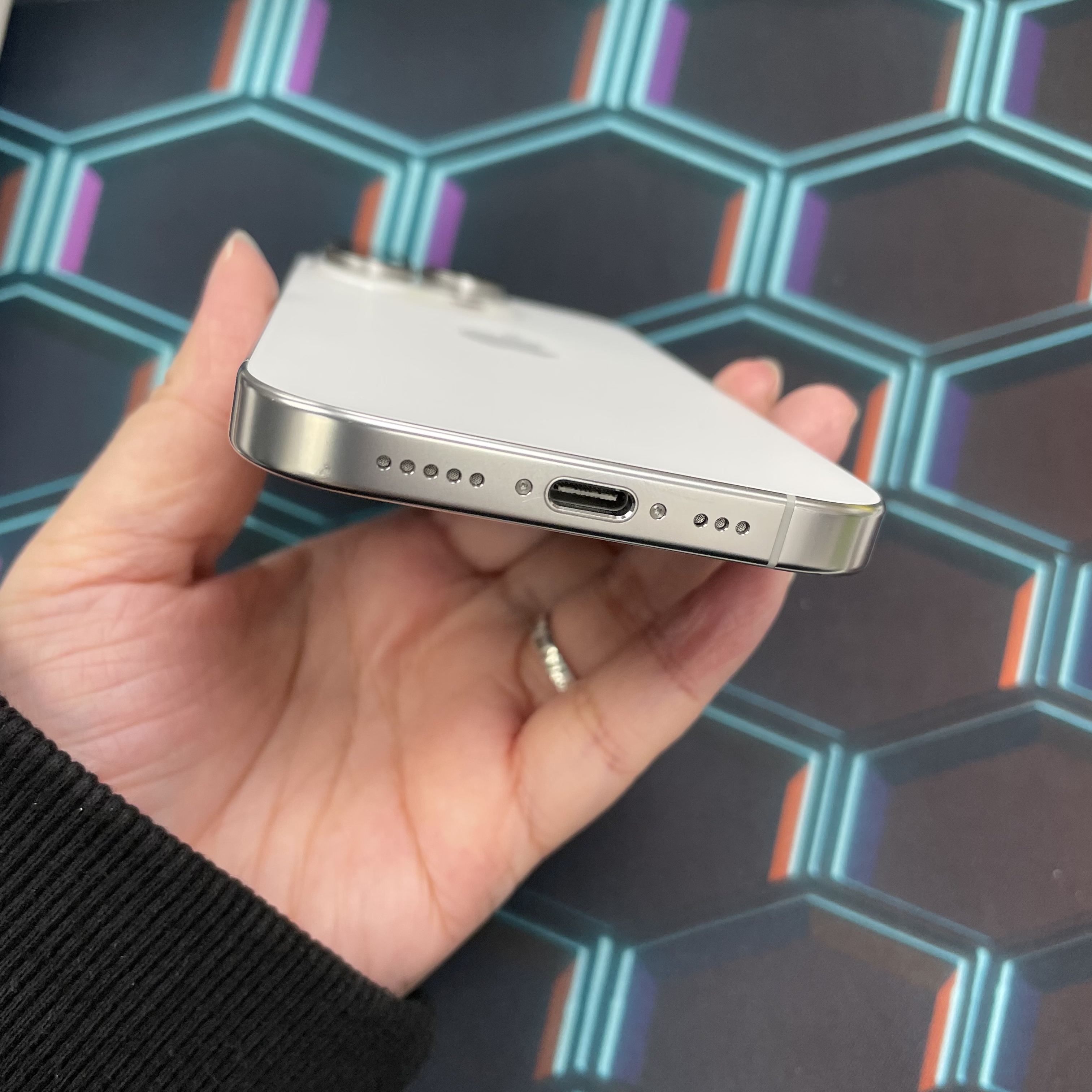 *6069 16 pro 勁靚機 256GB 電93 白色 white