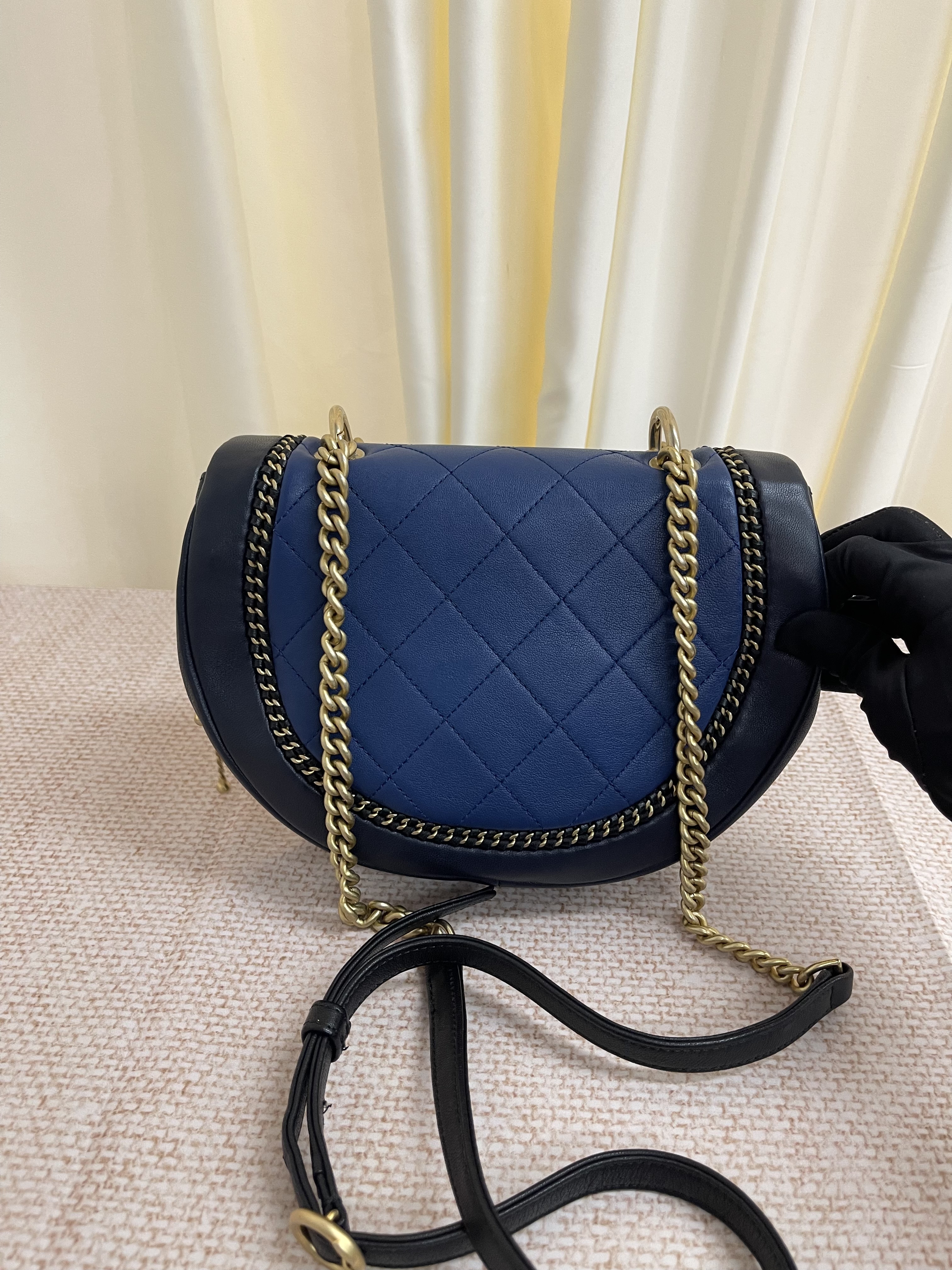 Pre-owned Chanel shoulder bag / Product Code: 26020402