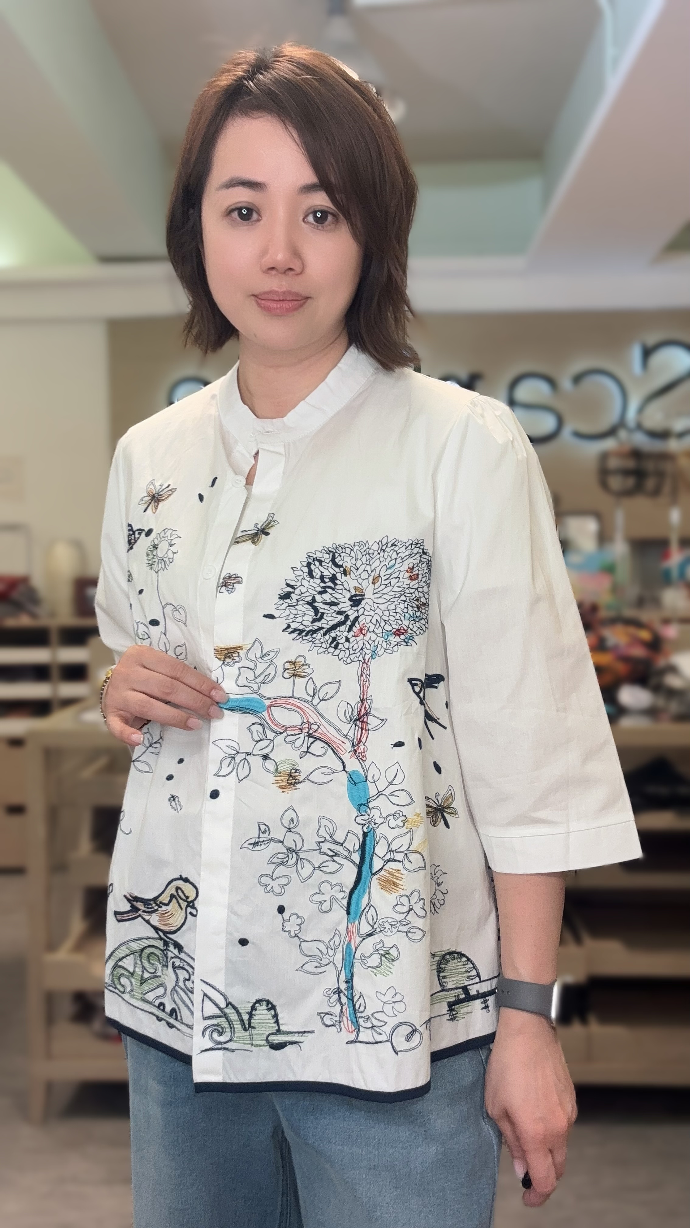 [訂購] A42  手工刺繡衫