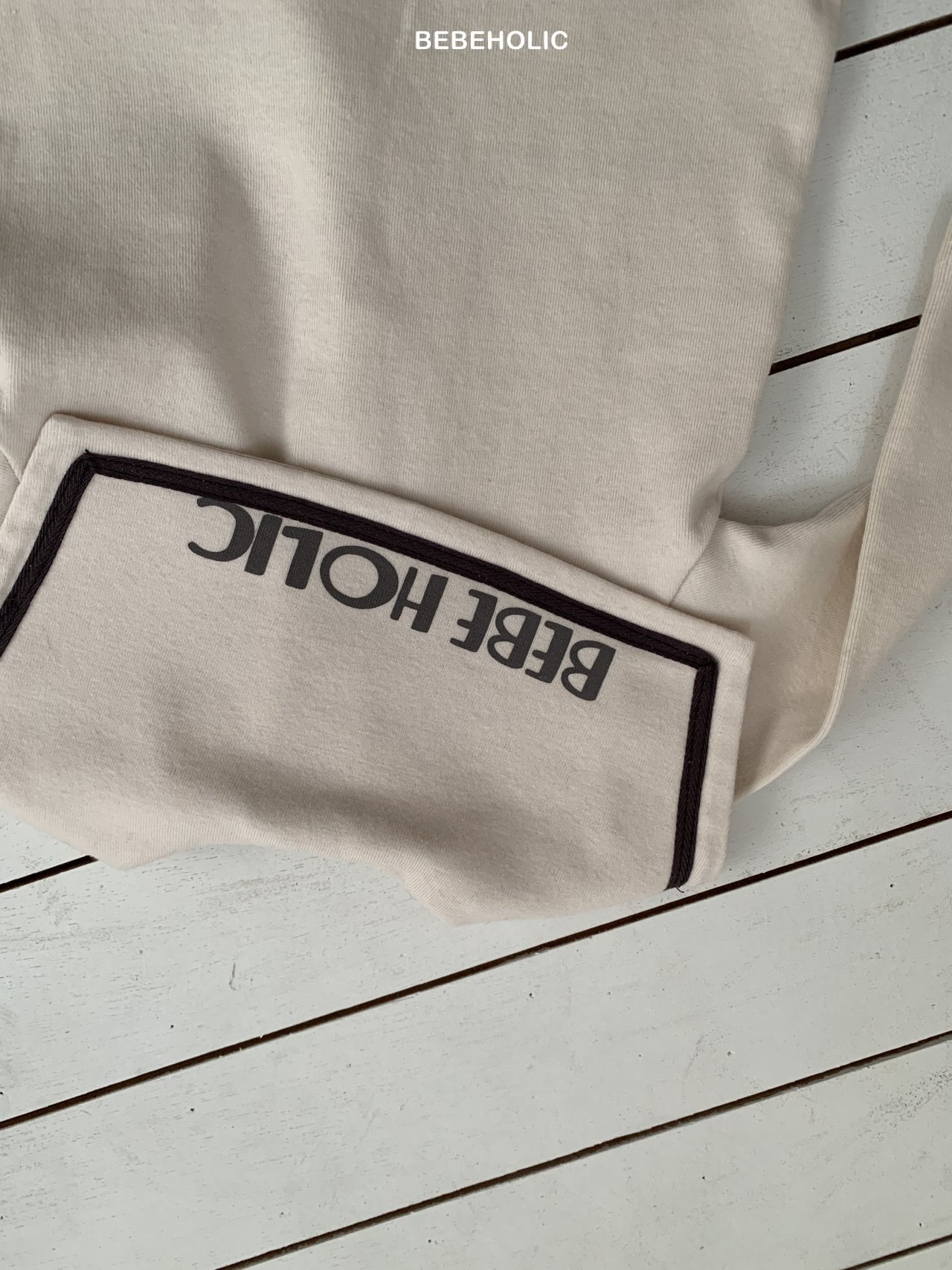 🌸預訂 韓國直送🌸🇰🇷BEBEHOLIC兩色品牌印花水手領長袖上衣