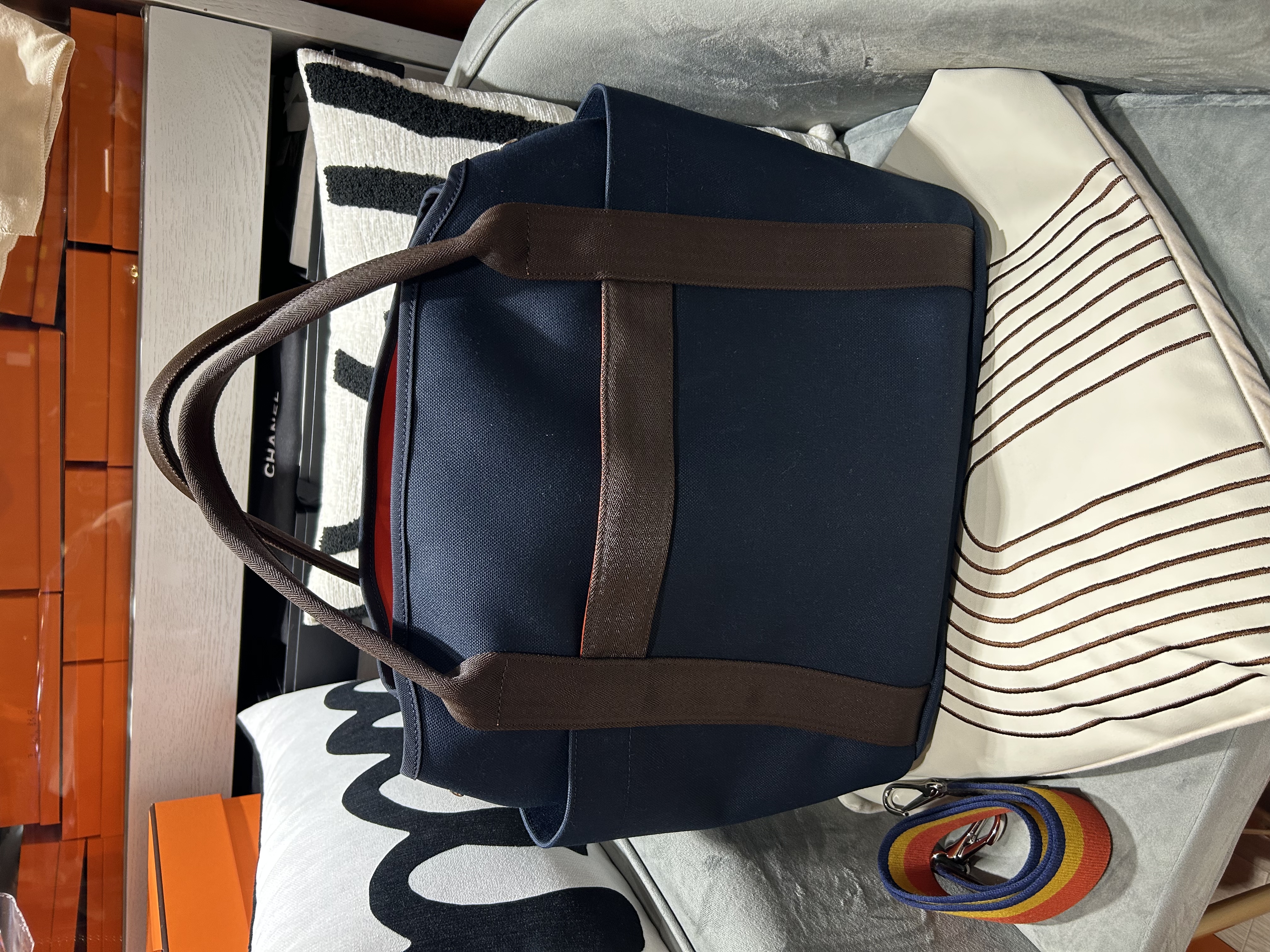 HERMES Grooming tote bag Stamp C shoulder bag Navy 100%Authentic,98%new✅strap✅dust bag  