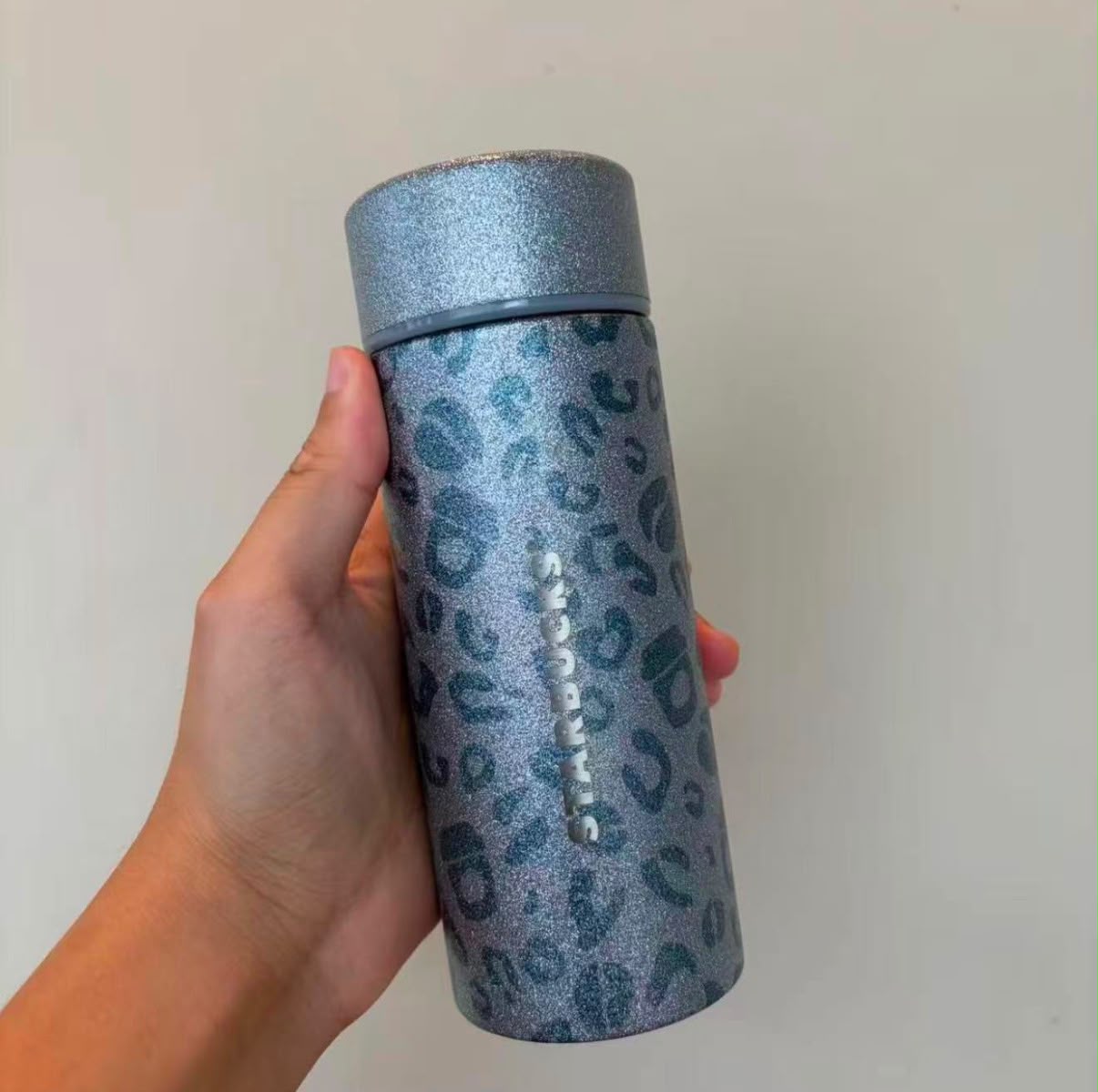 Starbucks新款豹紋系列