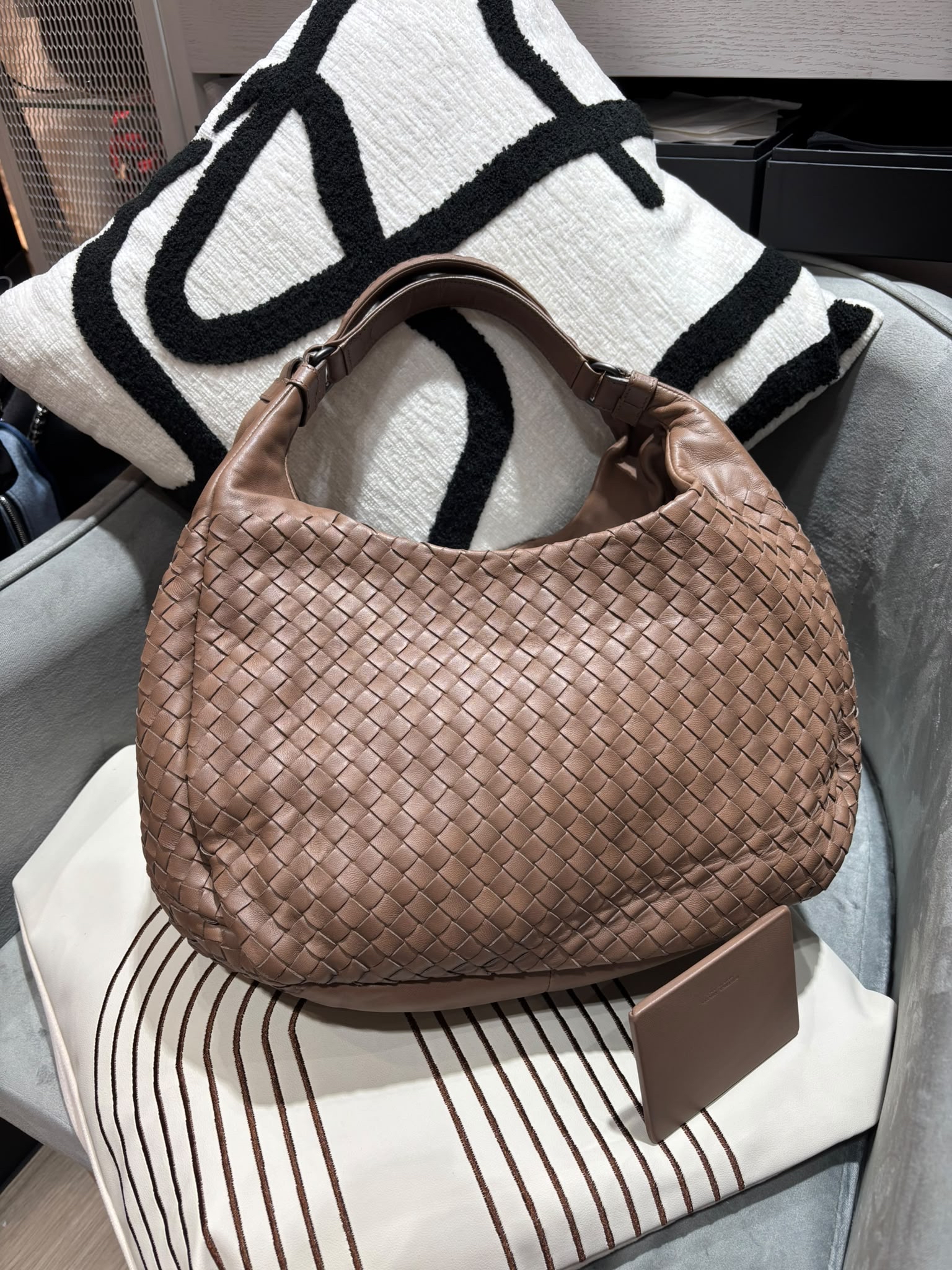 Bottega Veneta BV Hobo Bag 100%Authentic,98%new ✅dust bag 