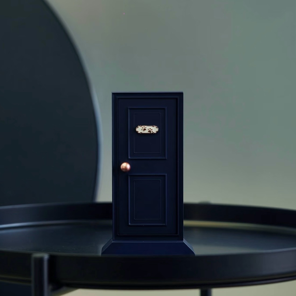 微縮奇蹟發光小門