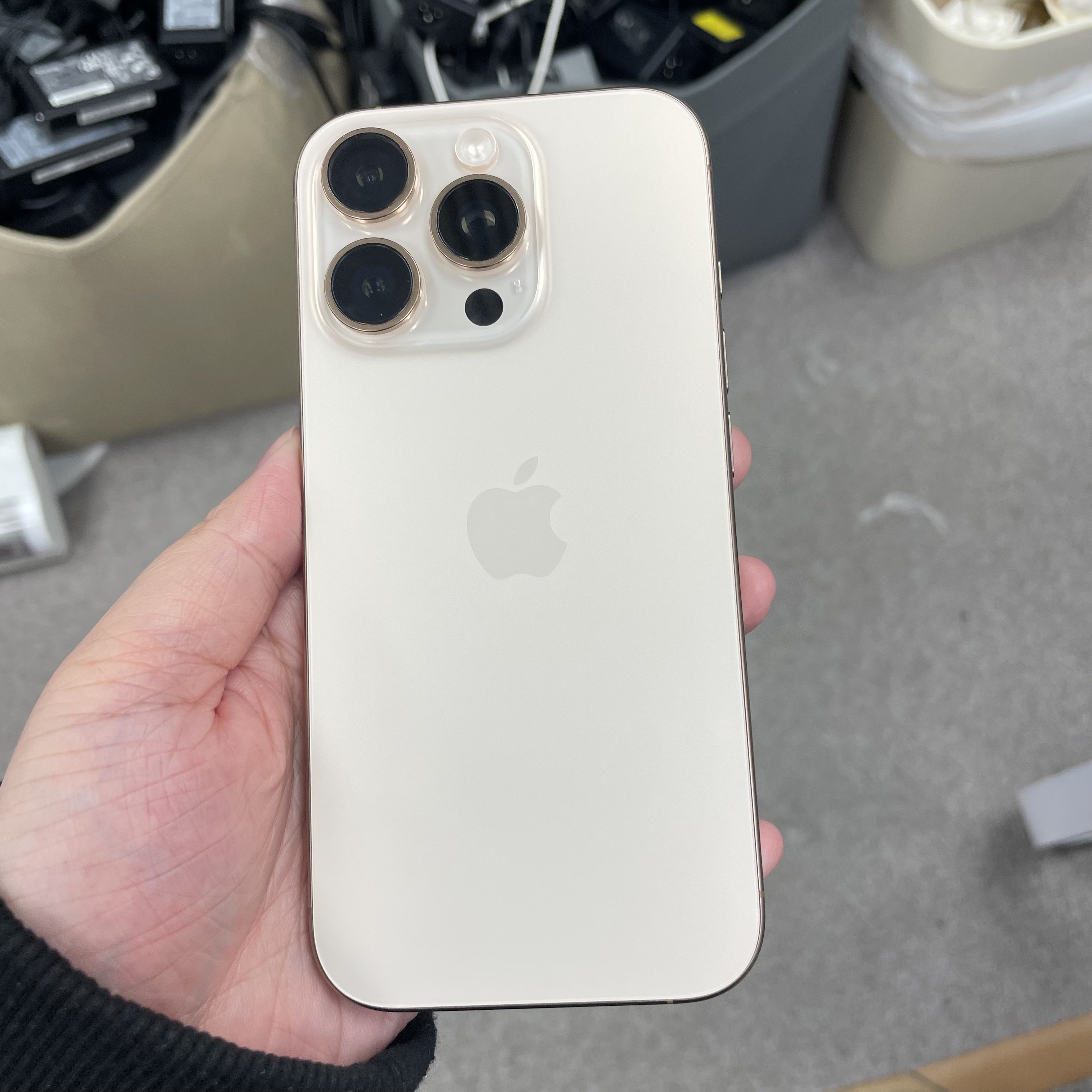 *5924 16 Pro 完美機 512GB 電89 沙色 gold