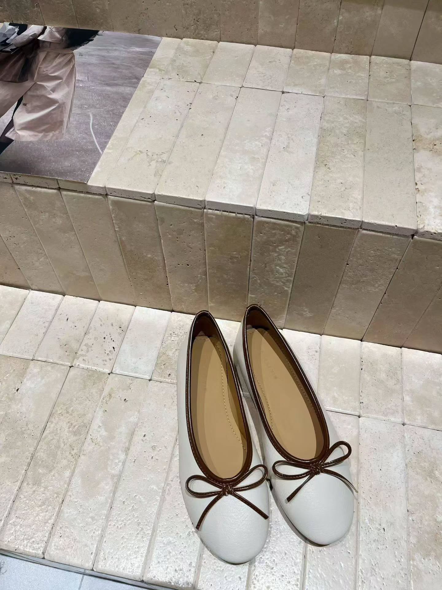 693-49 复古蝴蝶结平底鞋 🇨🇳