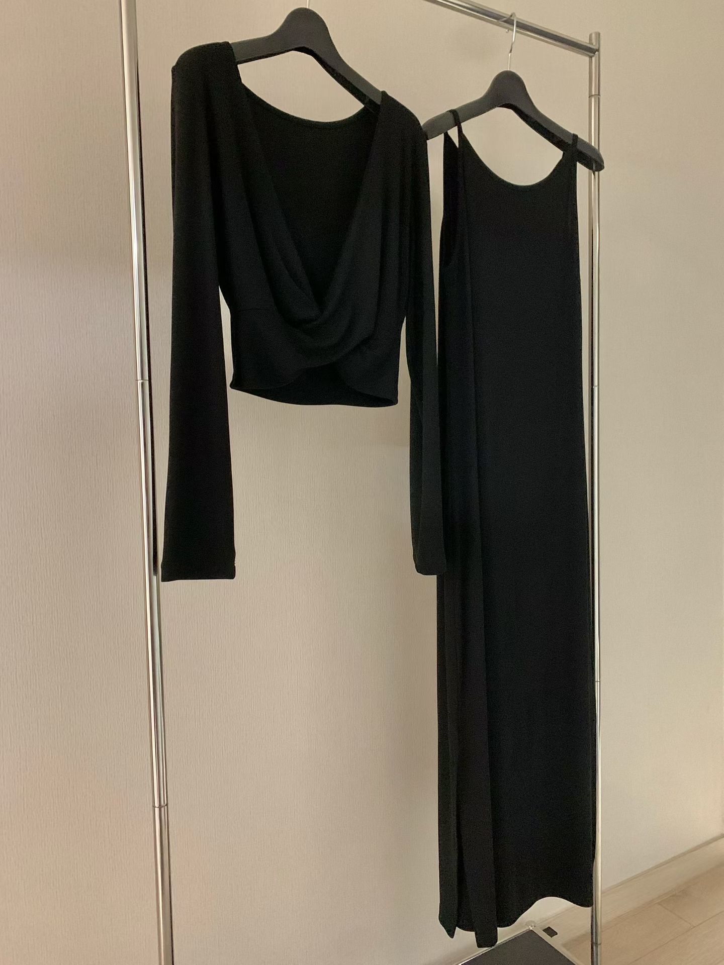 Feminine stretchy long dress SET