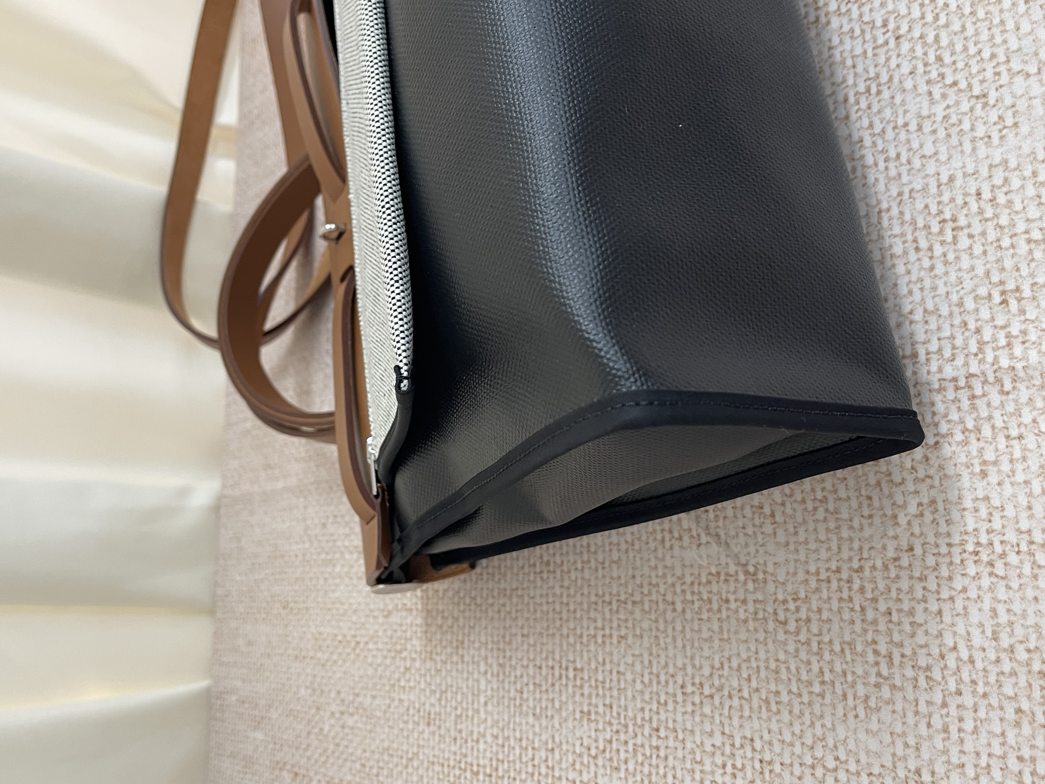 Pre-owned Hermes Herbag/ Stamp W/ Product Code: 26041506