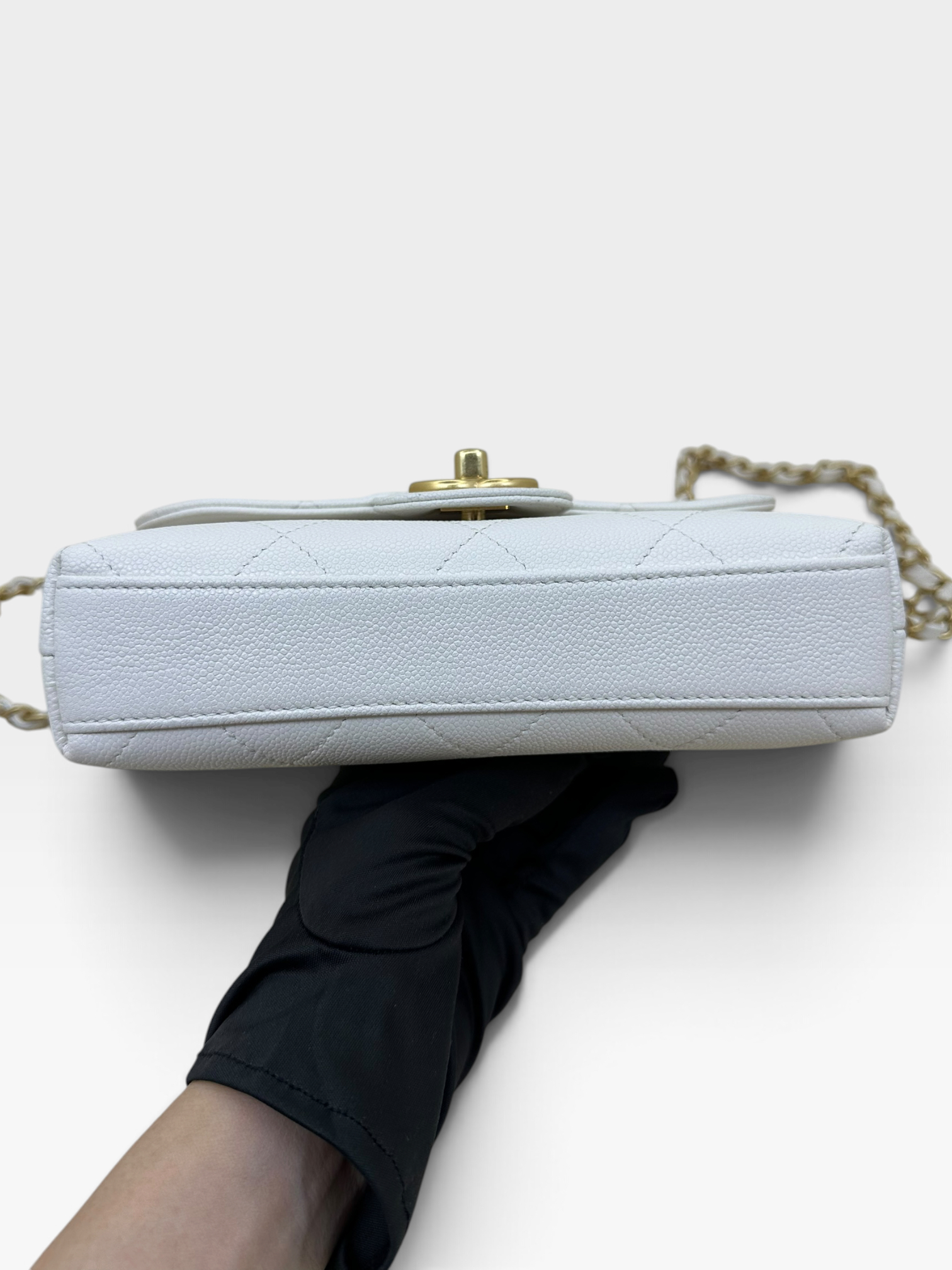 Pre-Owned CHANEL 25K Mini Top Handle Flap Bag / Product Code: K090405