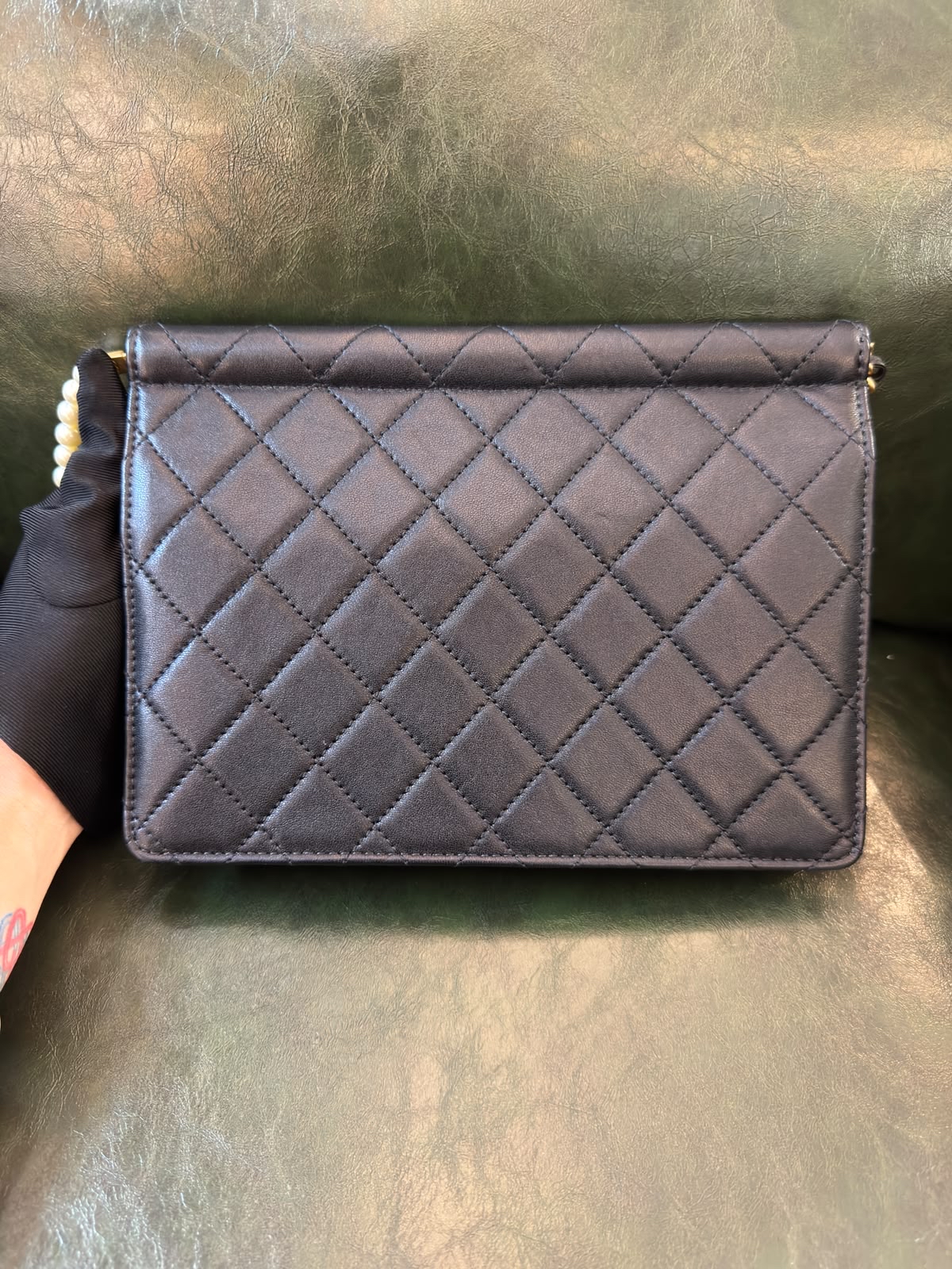 直播貨品 |  [1個-$100 2個-$300］A12