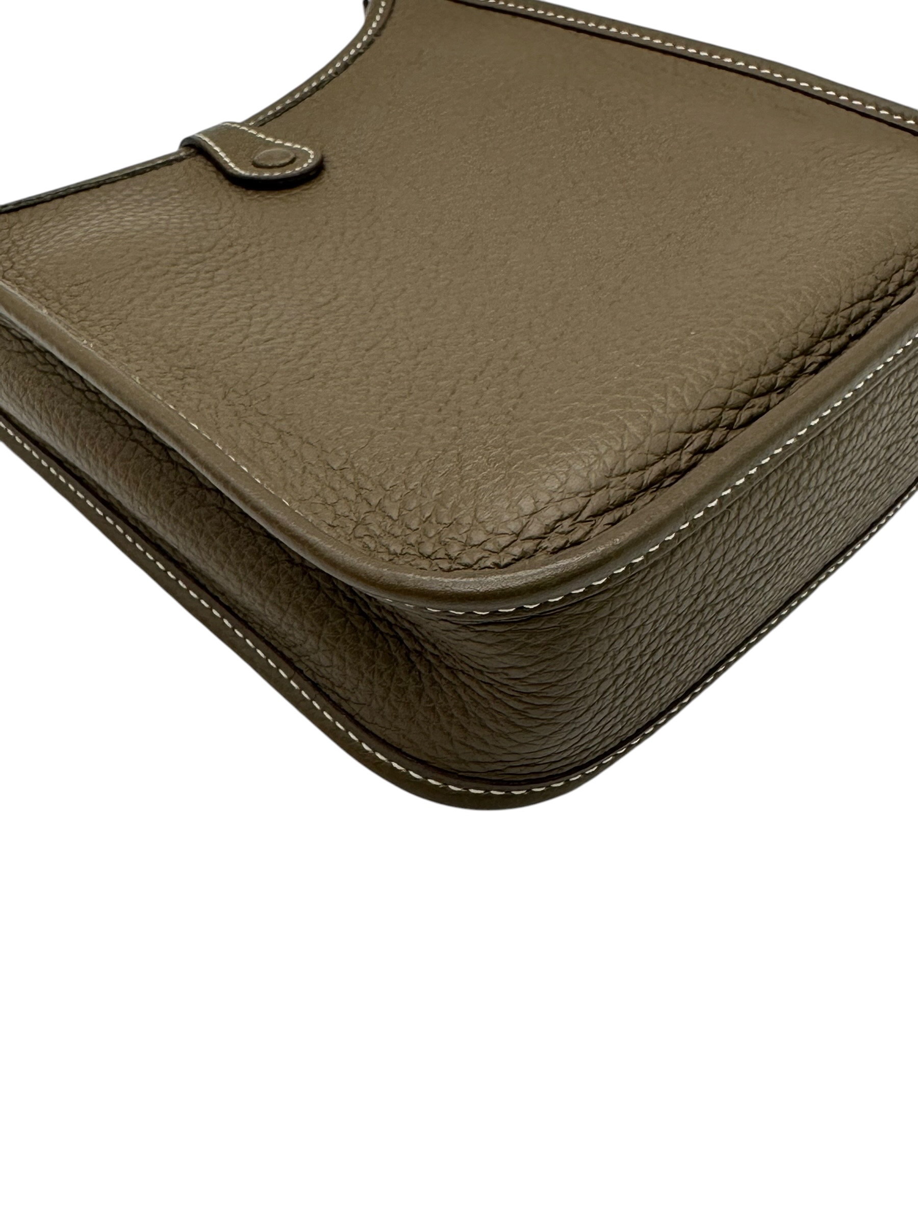 Pre-owned HERMÉS Mini E Stamp U / Product Code: 070603