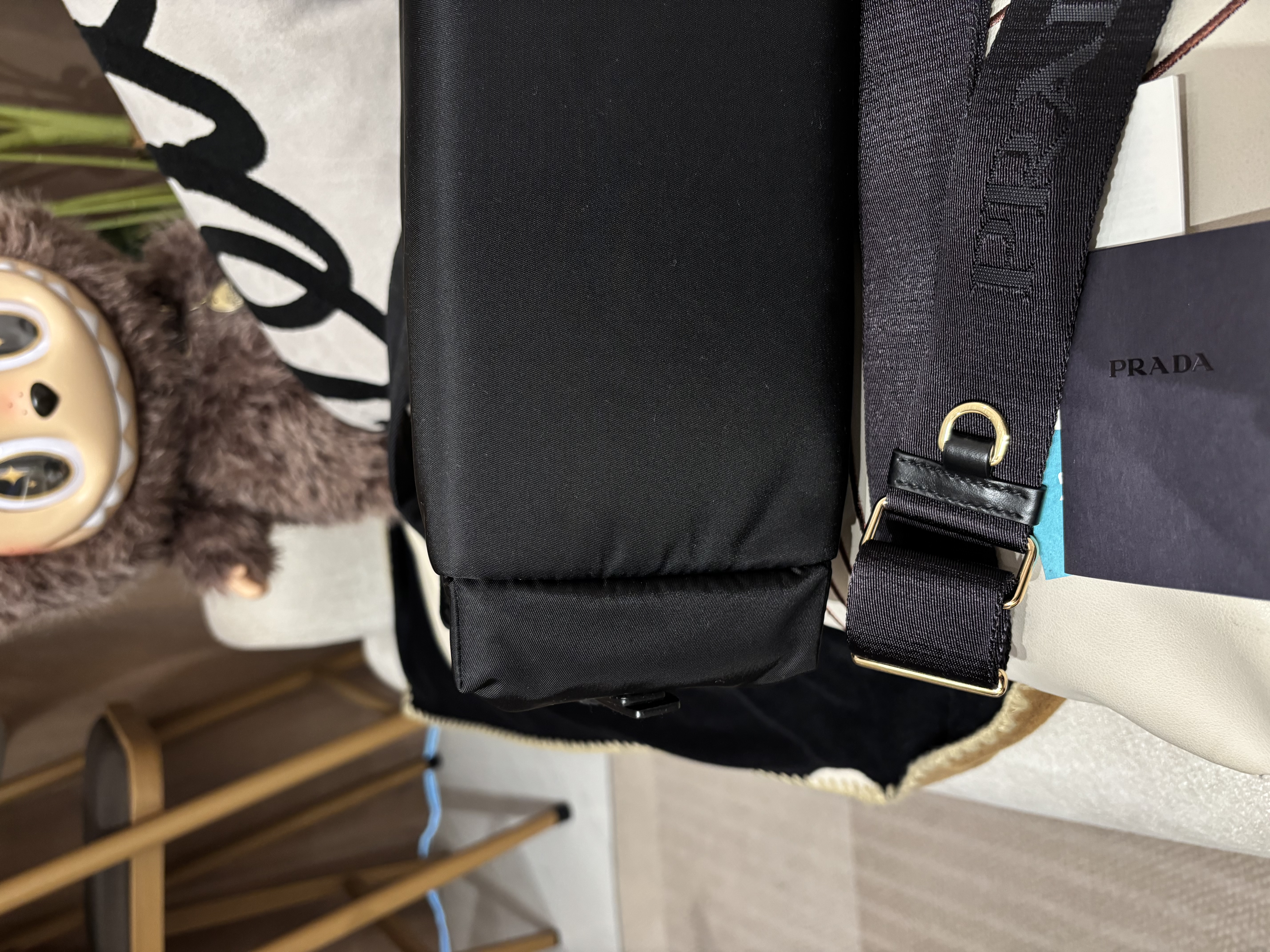 Prada re-nylon explore 晶片新款，黑金✅ booklet dust bag 