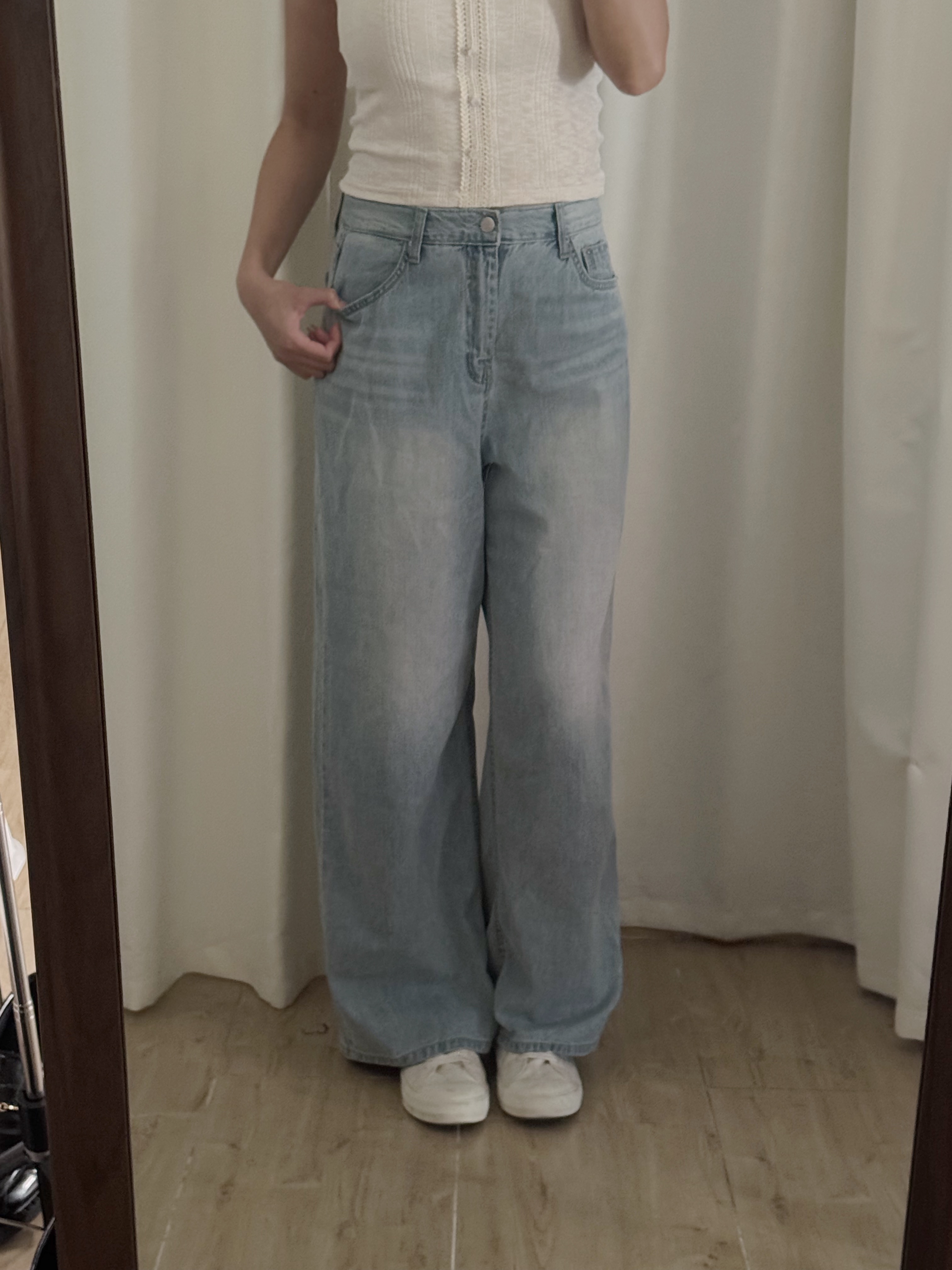 清新高腰闊腿淺牛仔褲(三個尺碼)