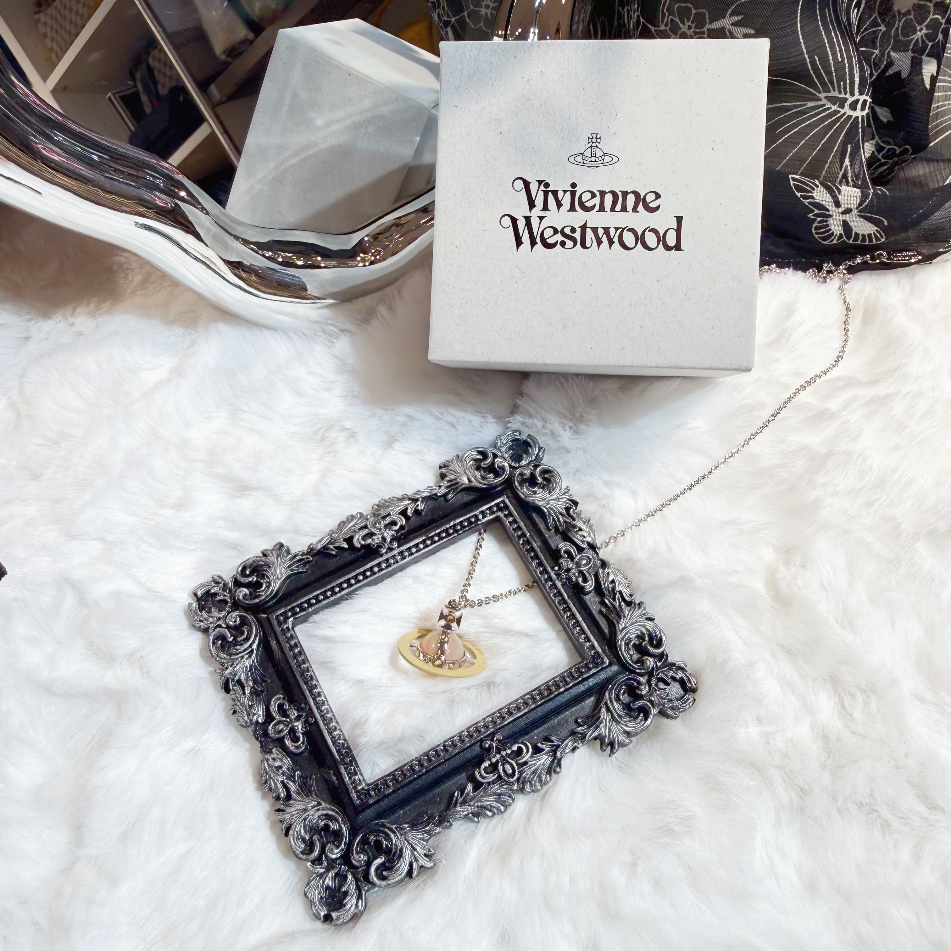 VW Luzia 3d tiny necklace yellow/moon