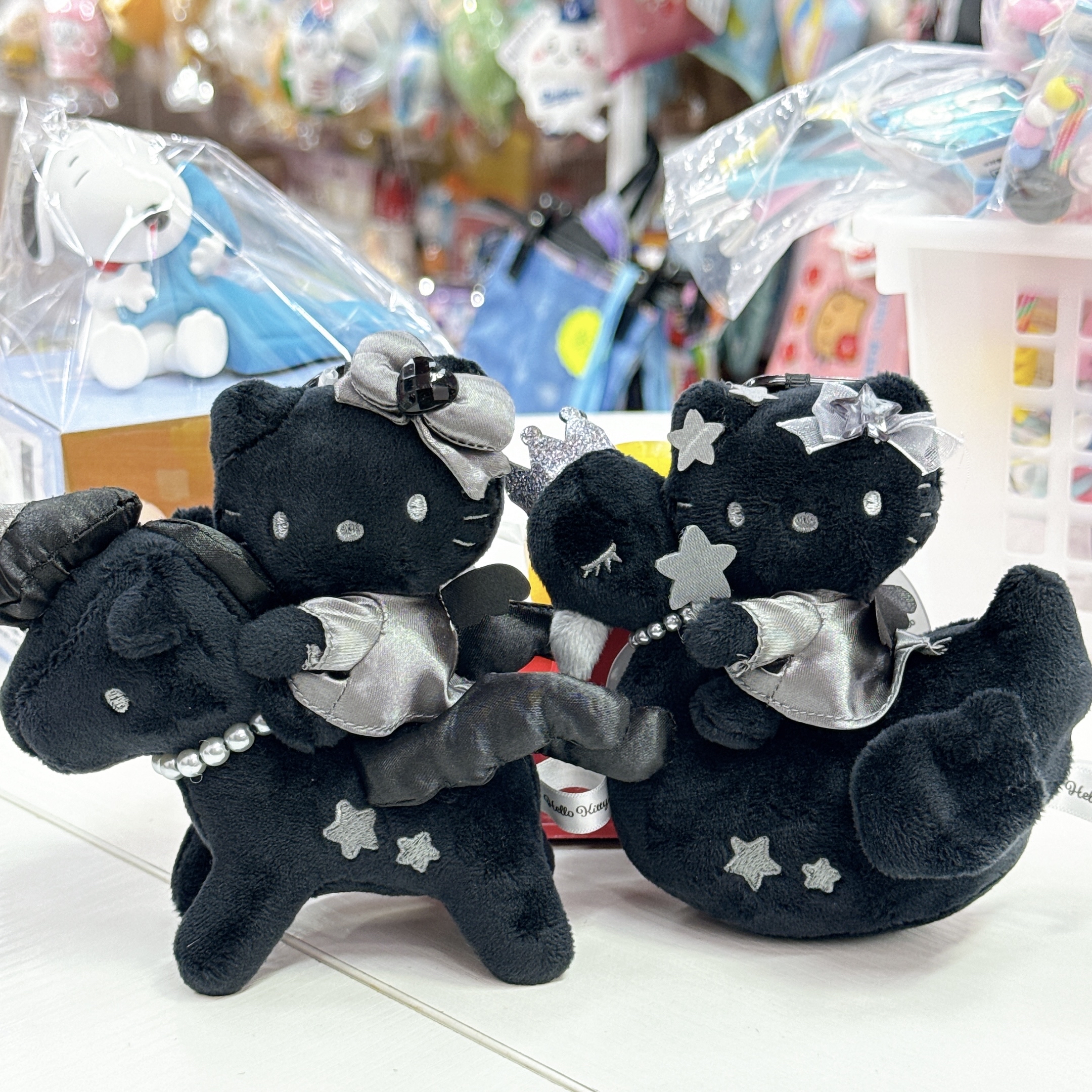 日本直送Hello Kitty天鵝/獨角獸公仔掛飾