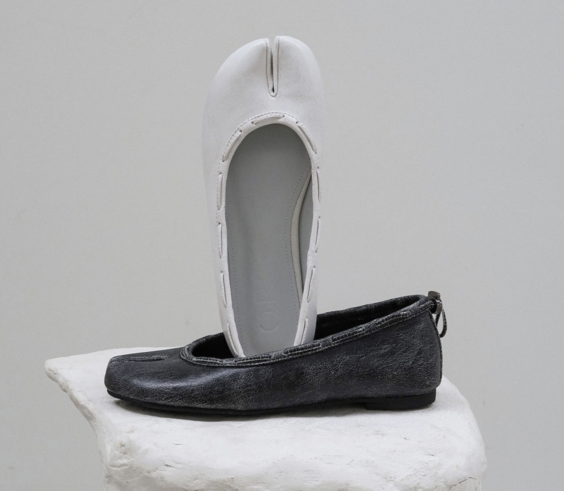 PAES | Leather String Flat Vintage