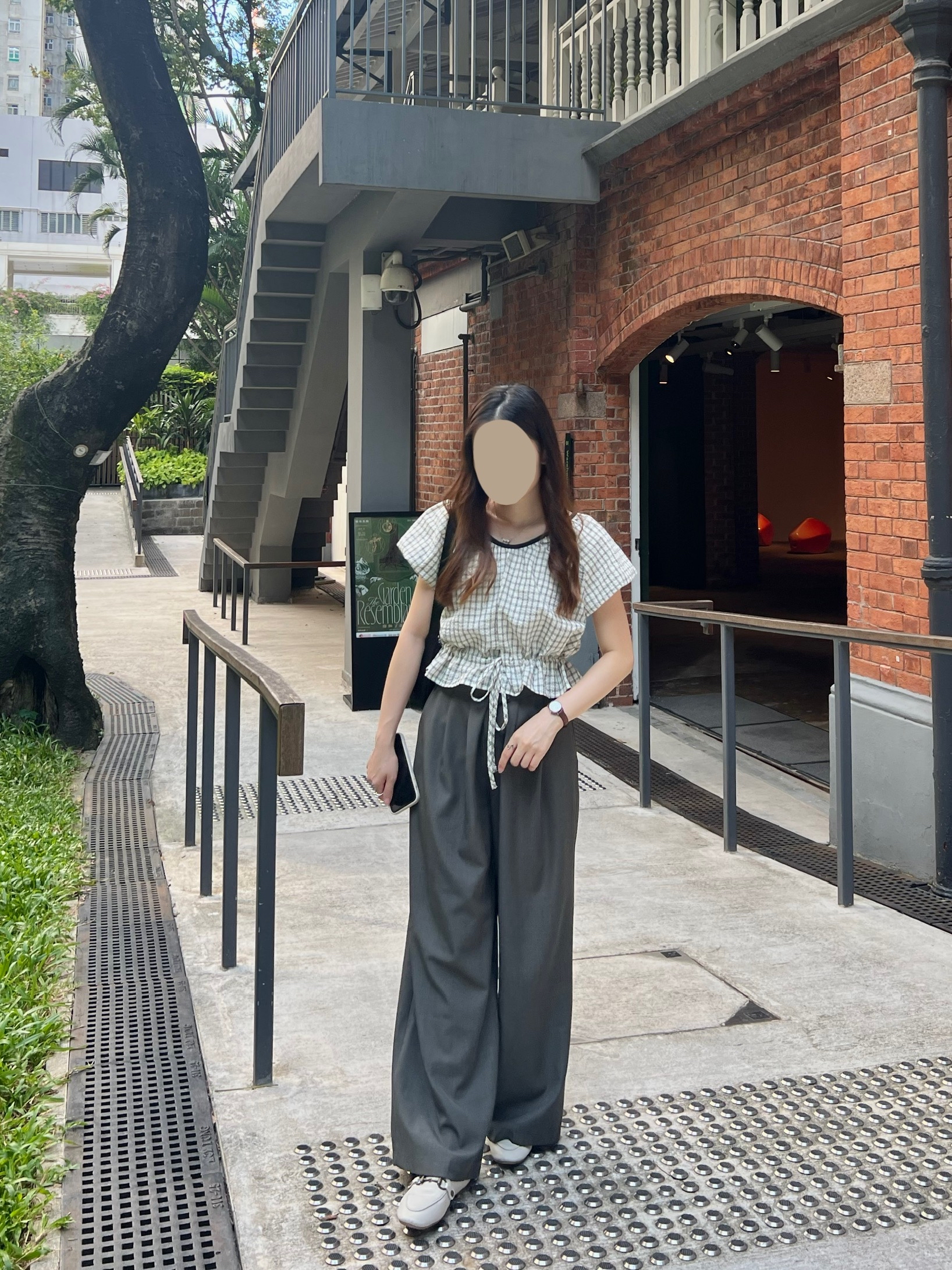 推薦 免熨寬鬆格紋blouse 