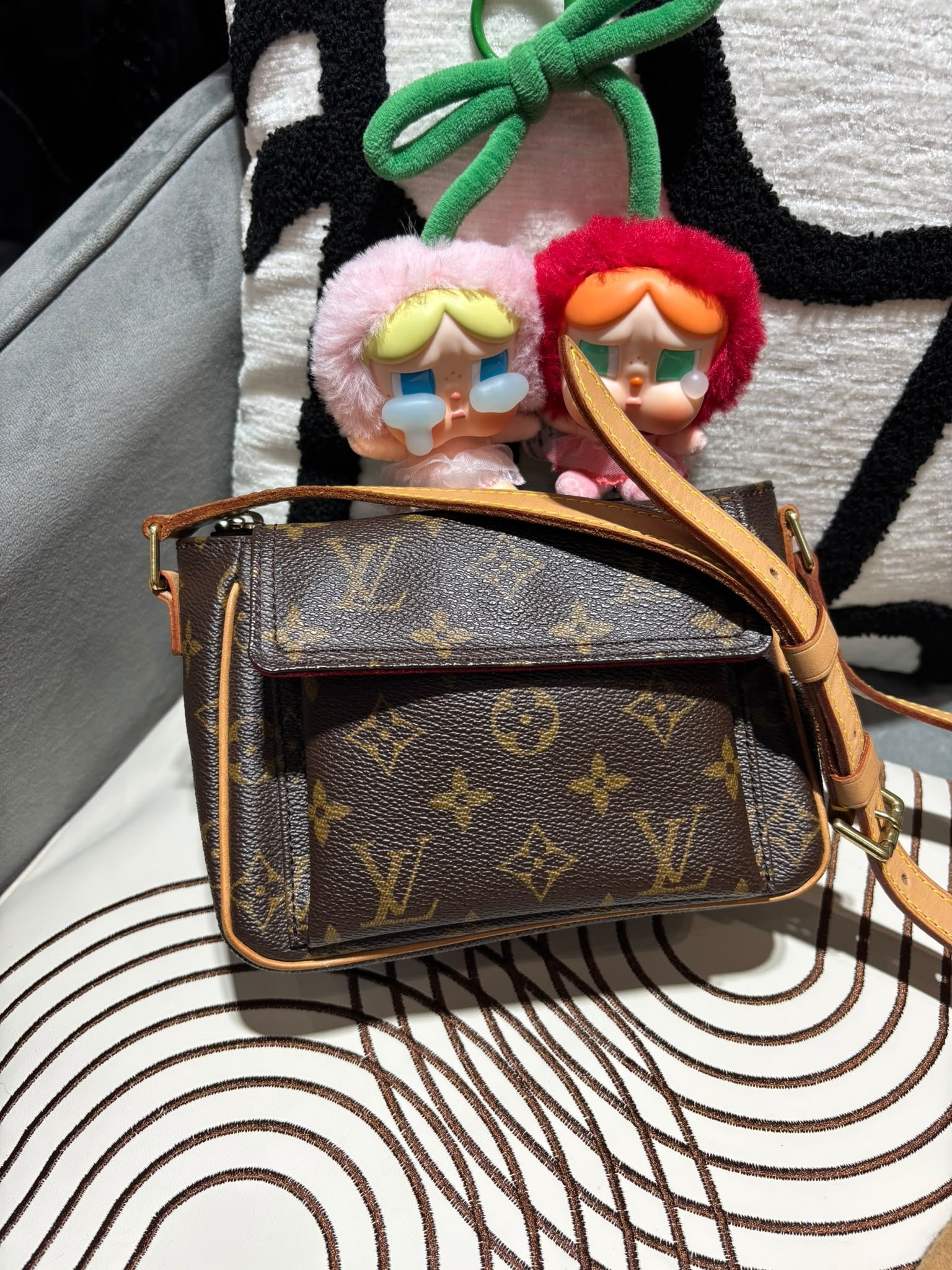 LV viva Cite PM crossbody bag Monogram 100%Authentic, 90%New ✅Dust bag