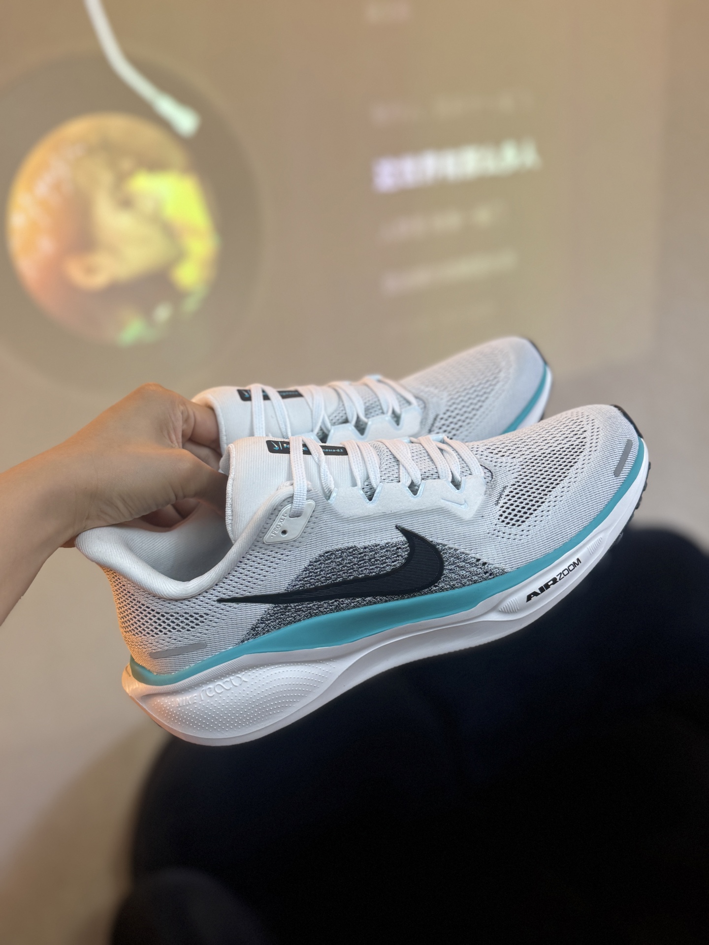 $320對。2對起$310對。🔥 Nike Pegasus 41 全新登場｜