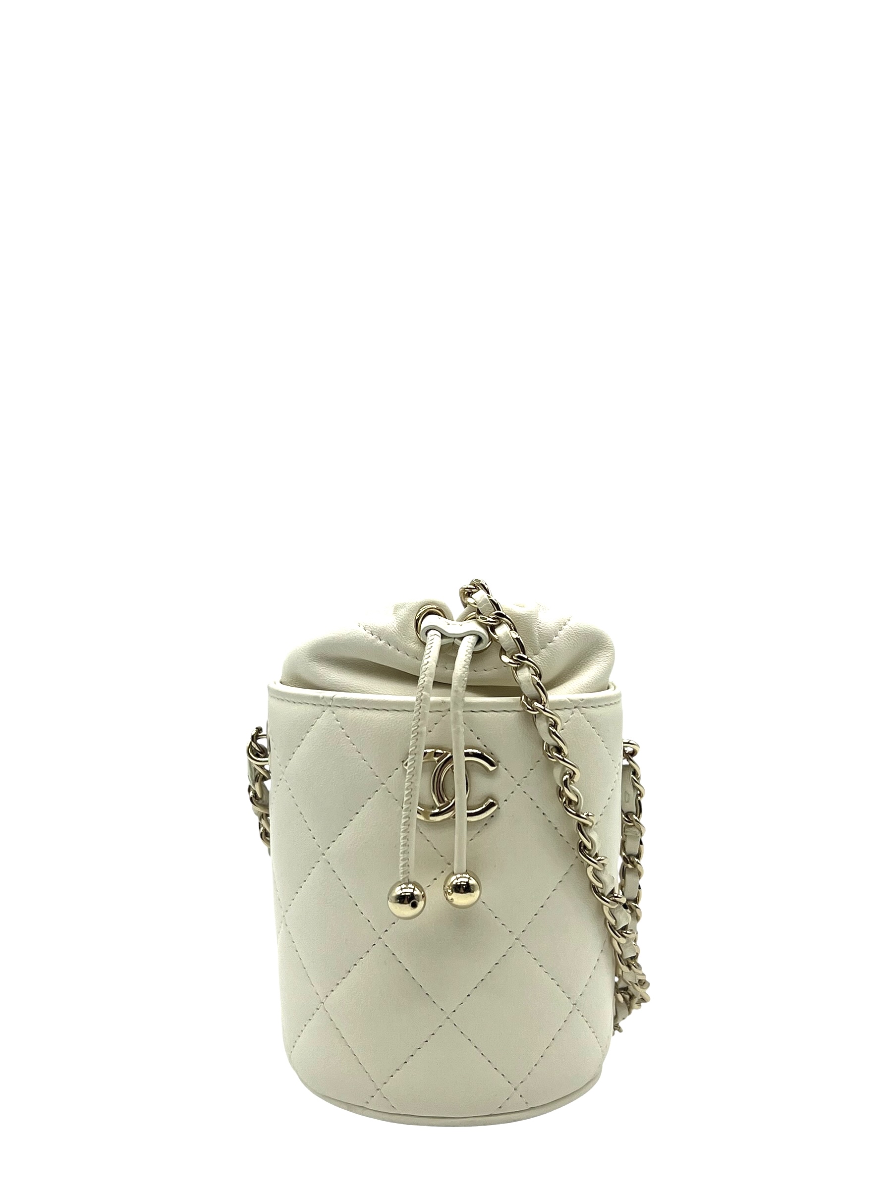 Pre-Owned CHANEL Small Bucket Bag / Product Code: 062701