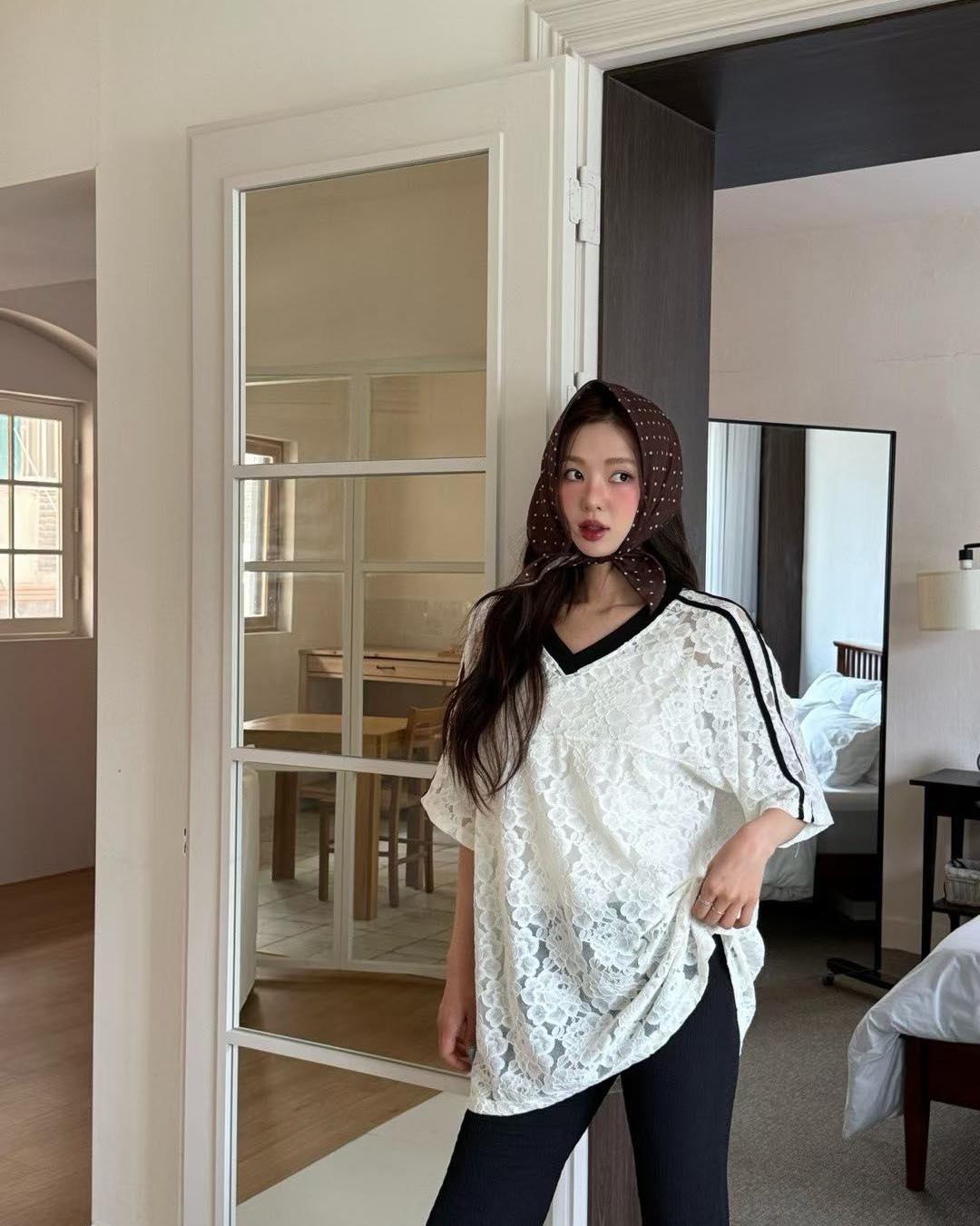 鏤空Lace運動風 oversize tee