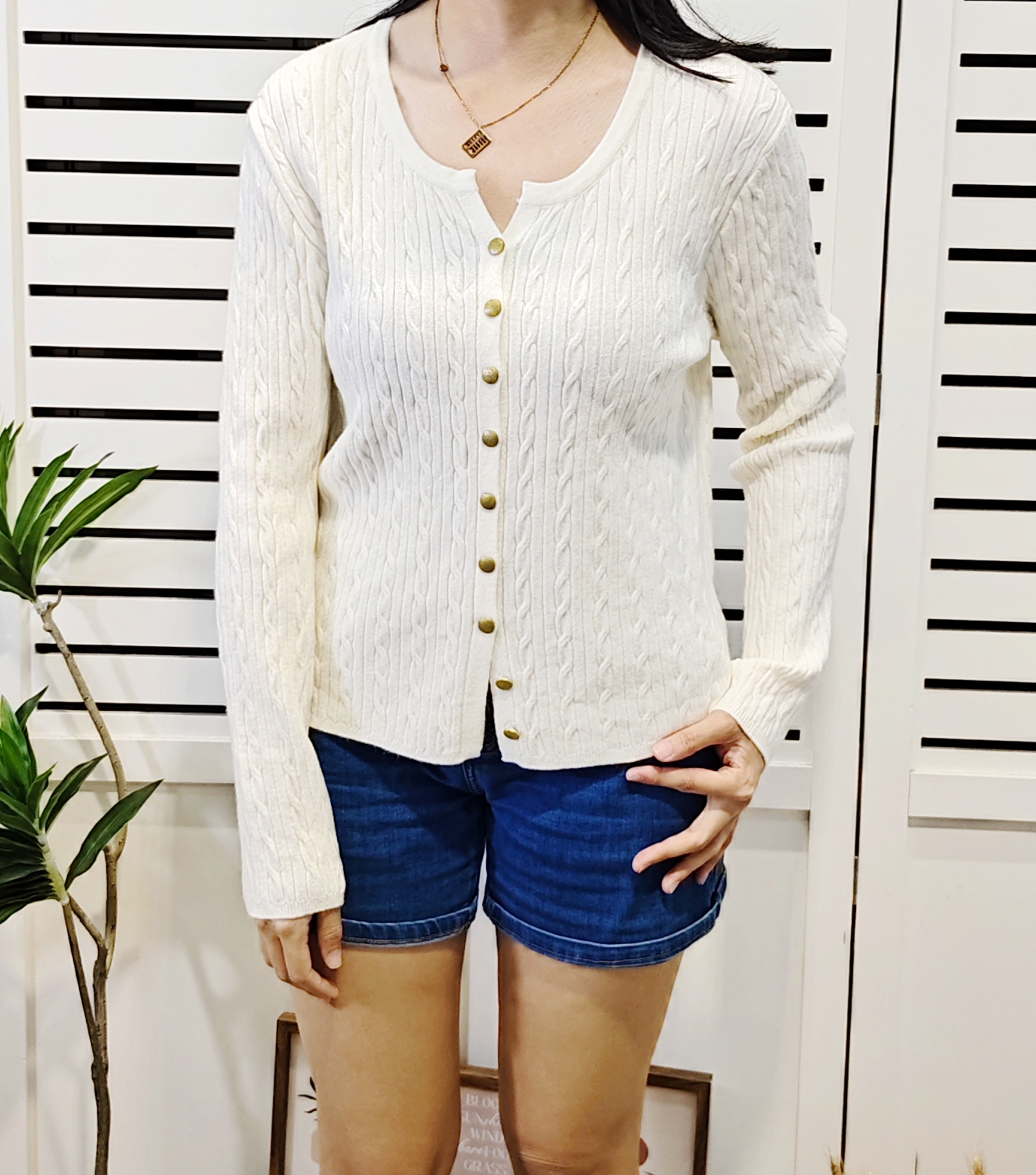 S388 Knitted Cardian