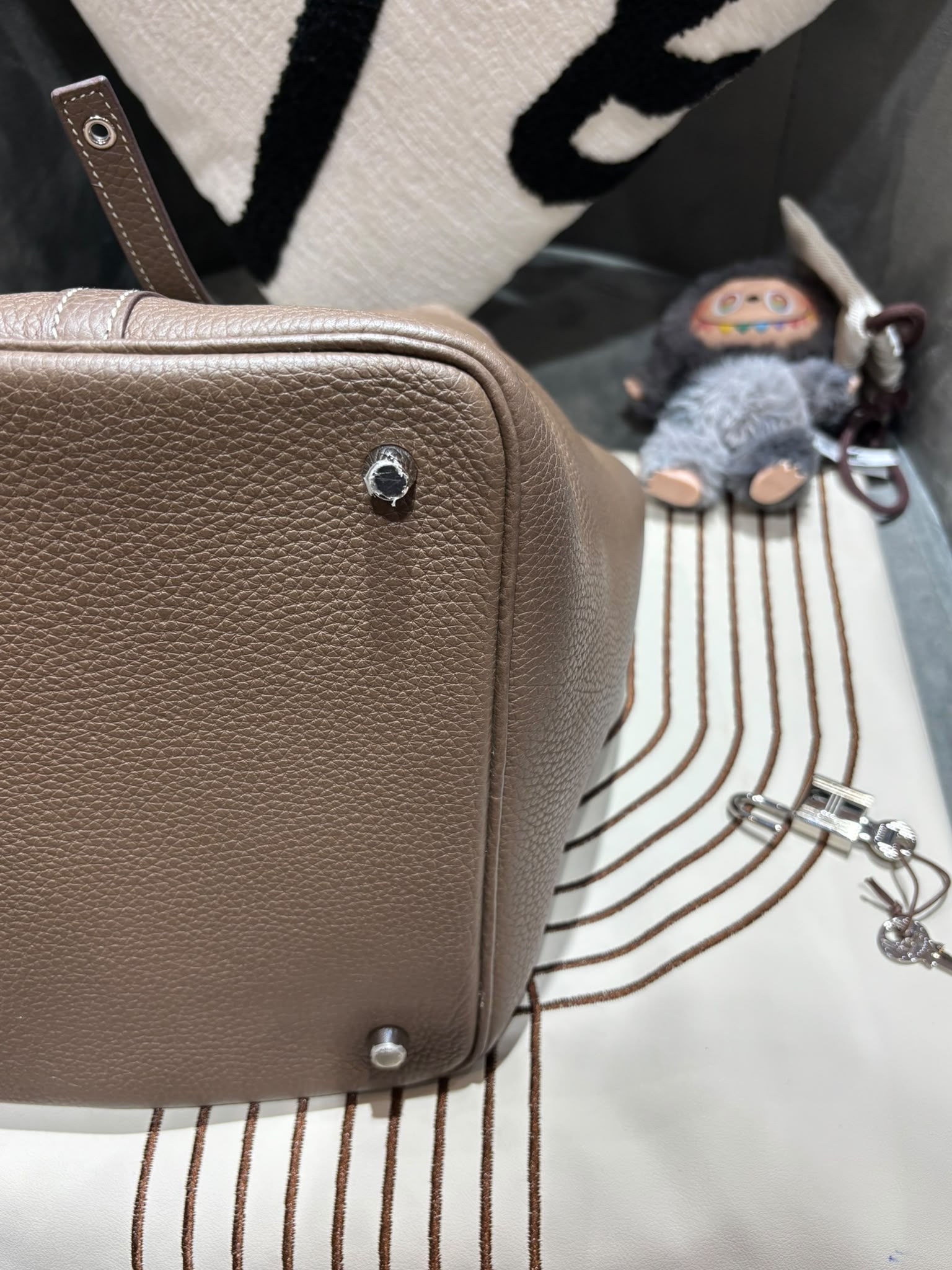 Hermes Picotin 22 Stamp Y Etoupe 100%Authentic, 95%New ✅Key Lock ✅Dust bag