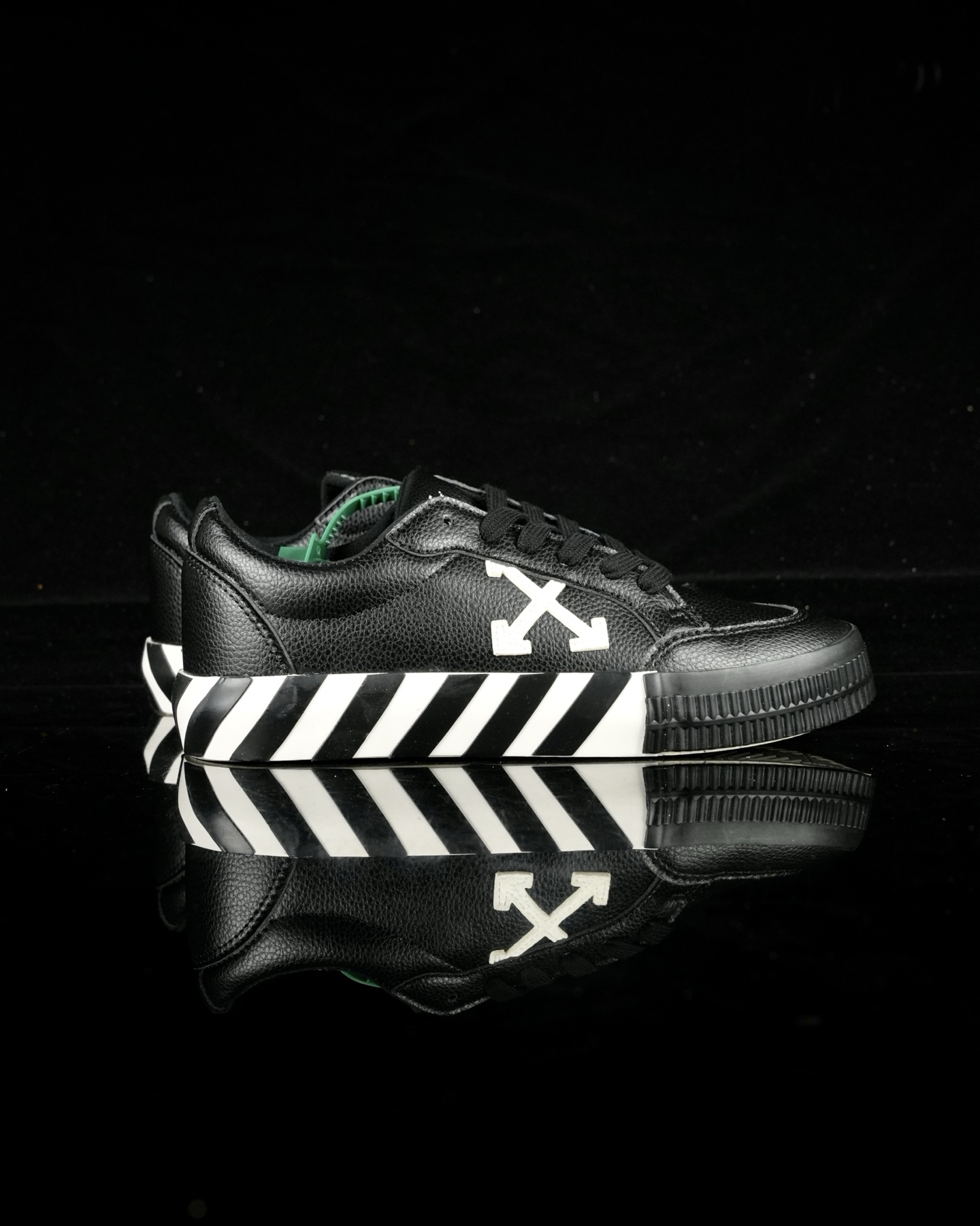 Off-White Low Vulcanized