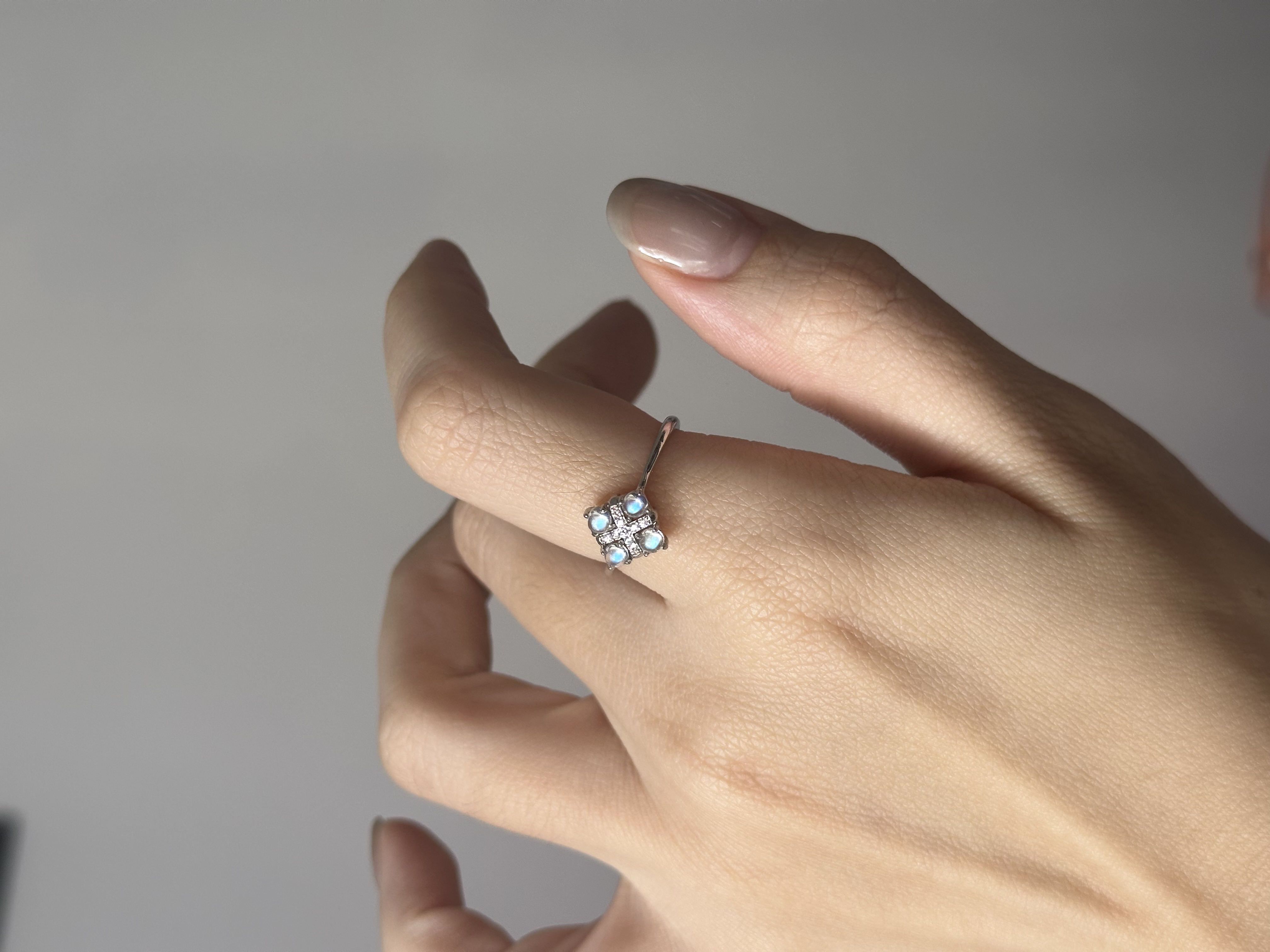 蓝月光戒指 ｜Moonstone Ring S925